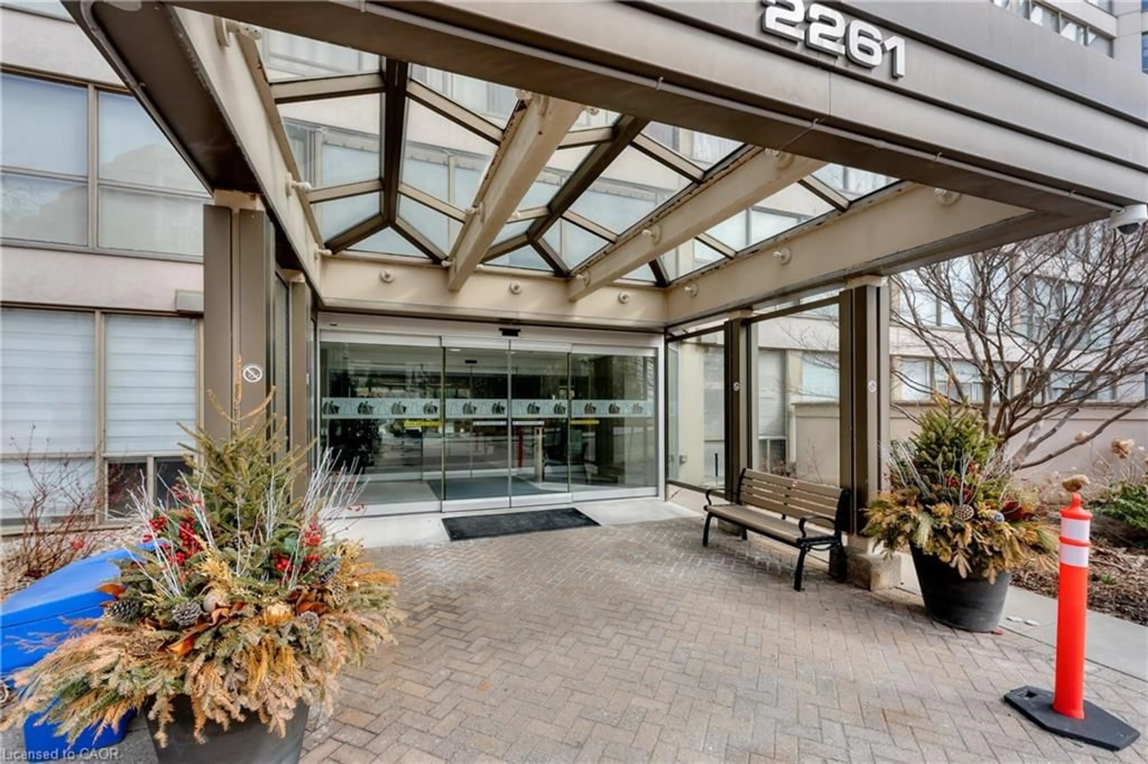 Unknown for 2261 Lakeshore Blvd #918, Toronto Ontario M8V 3X1