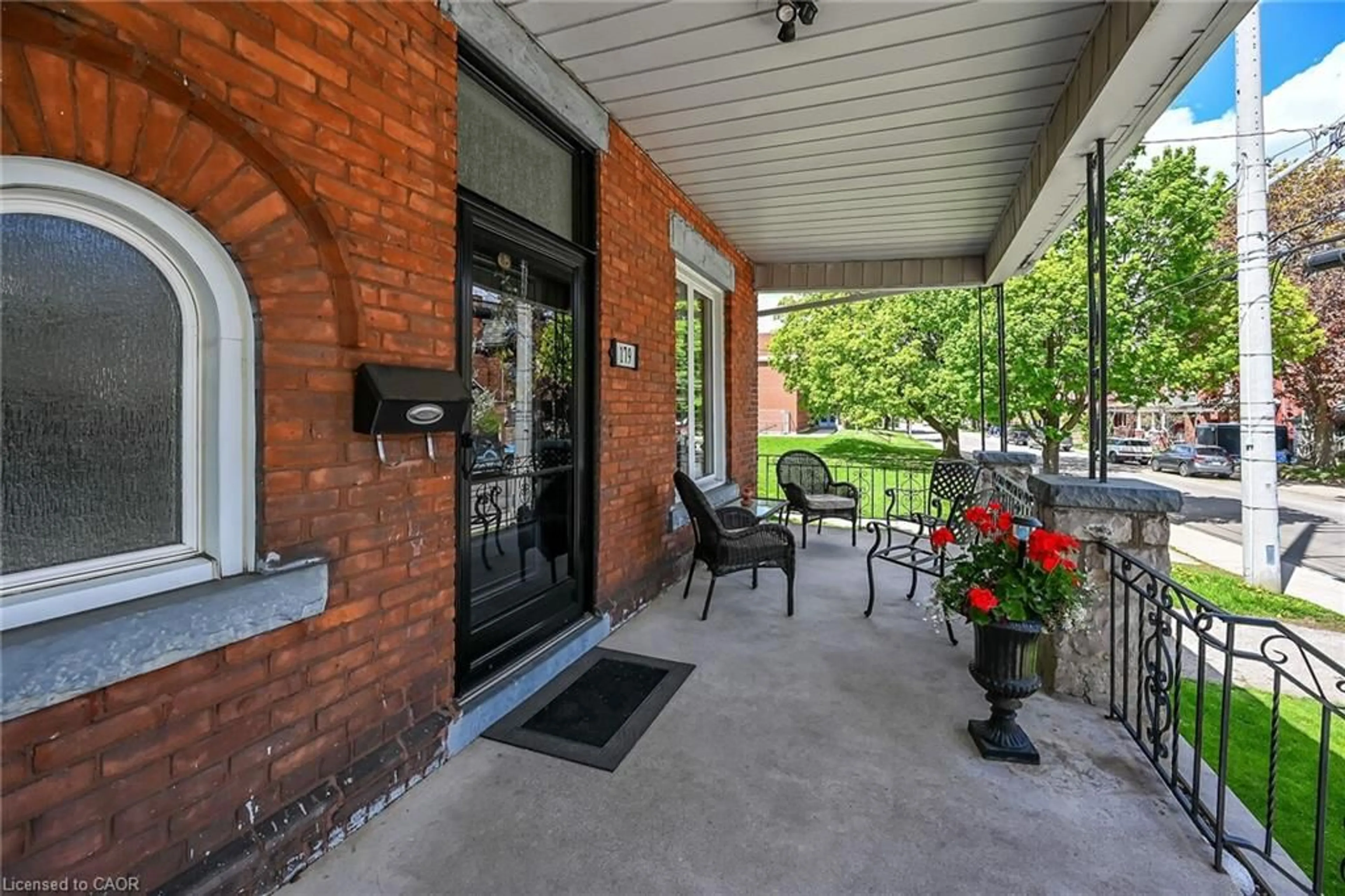 Patio, street for 179 Macnab St, Hamilton Ontario L8R 2M5