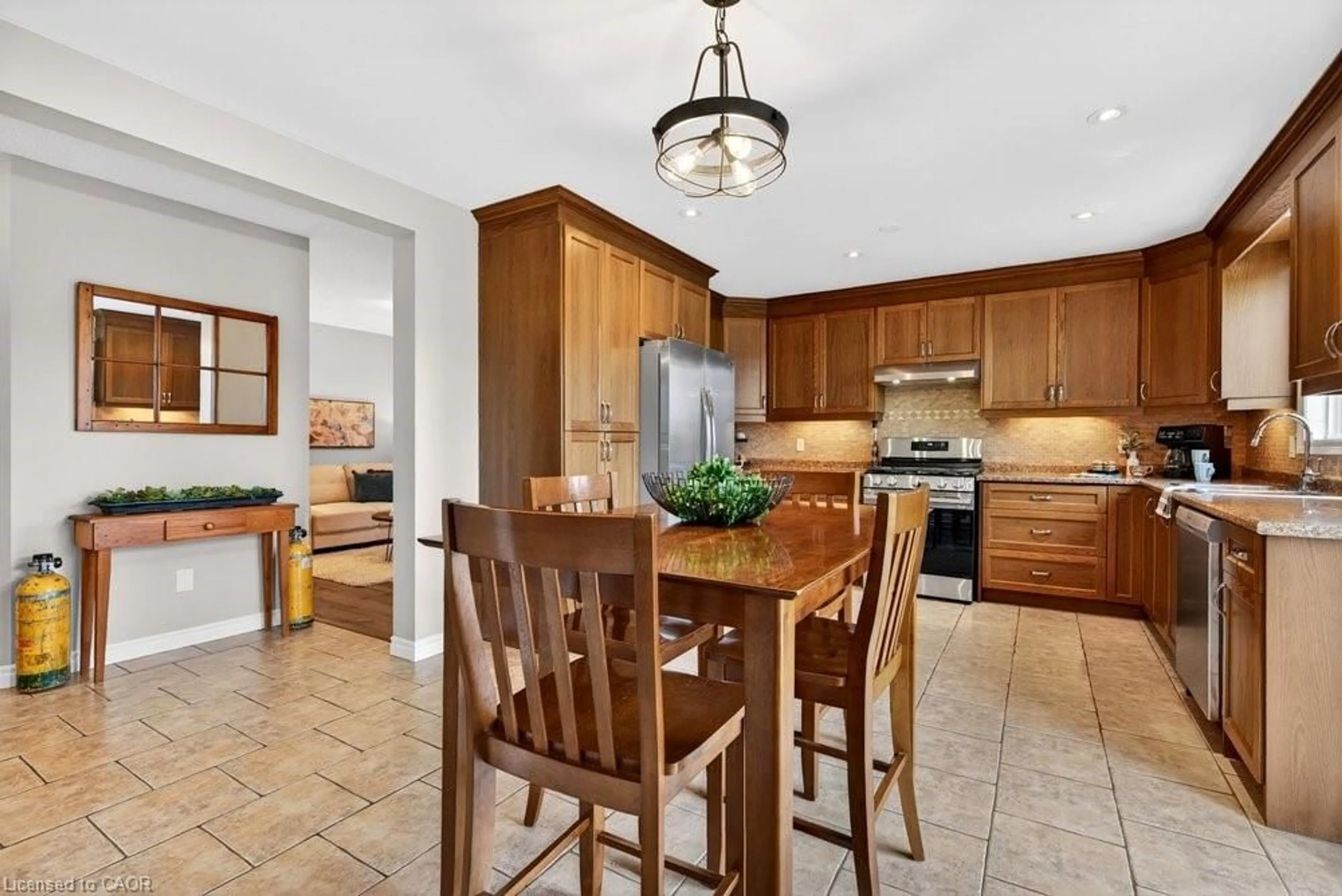 Open concept kitchen, ceramic/tile floor for 1 Hudson Dr, Cayuga Ontario N0A 1E0