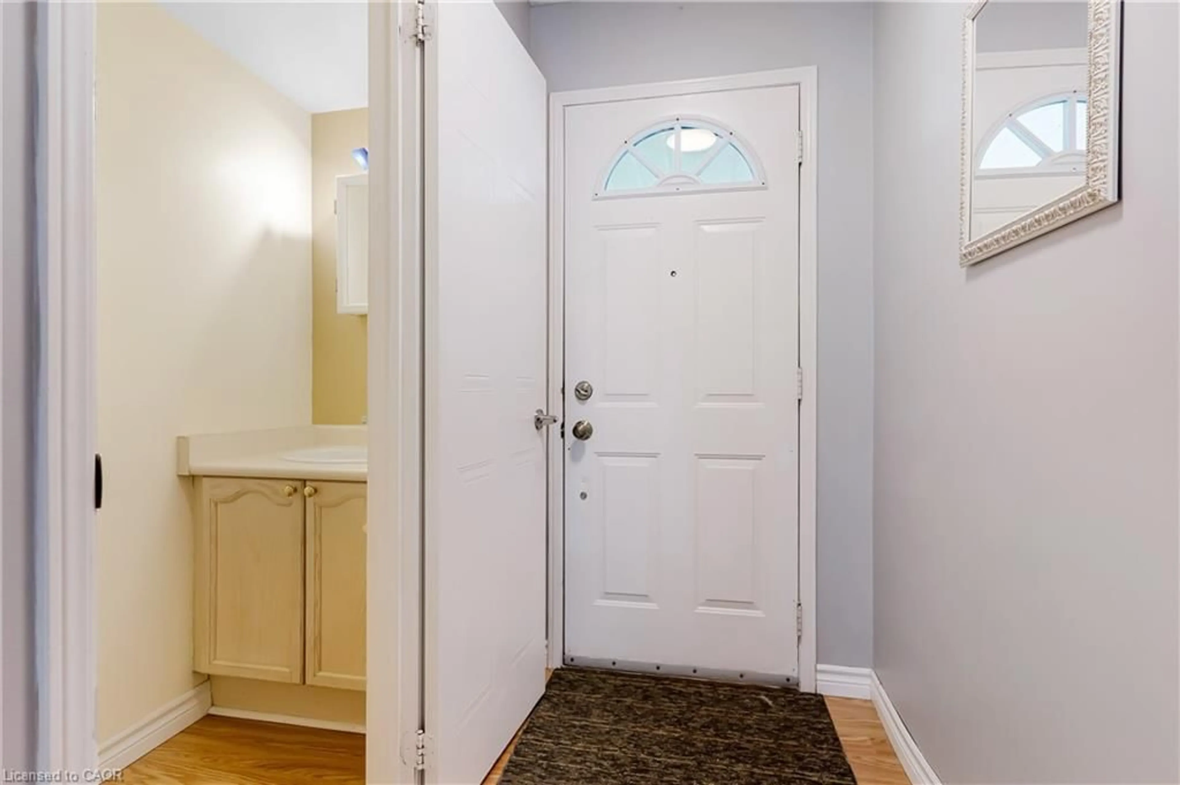 Indoor entryway for 302 College Ave W #74, Guelph Ontario N1G 4T6