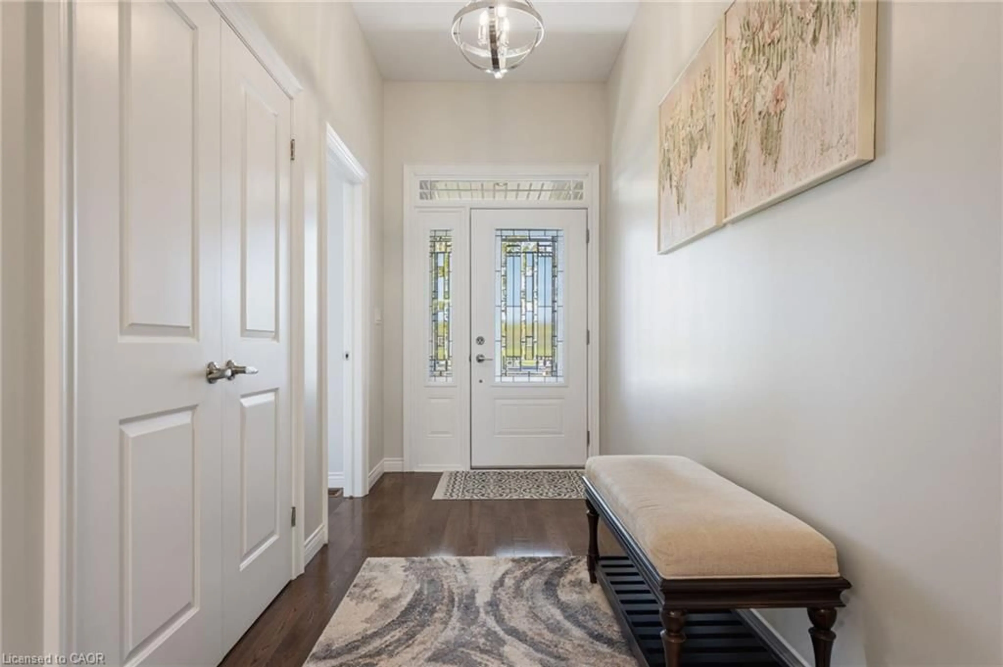 Indoor entryway for 364 Dover Ave, Port Dover Ontario N0A 1N9