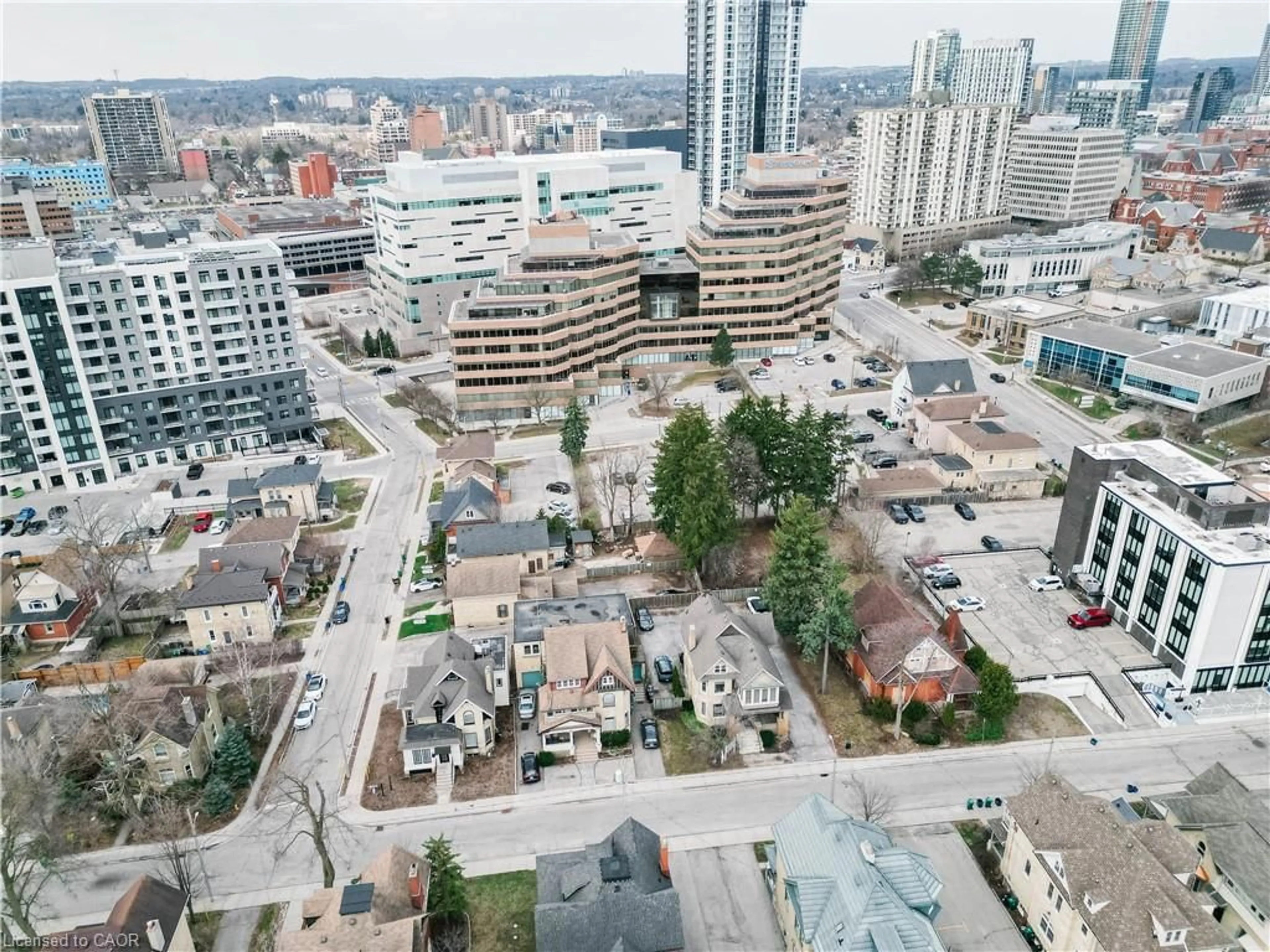A pic from outside/outdoor area/front of a property/back of a property/a pic from drone, city buildings view from balcony for 25 Irvin St, Kitchener Ontario N2H 1K6