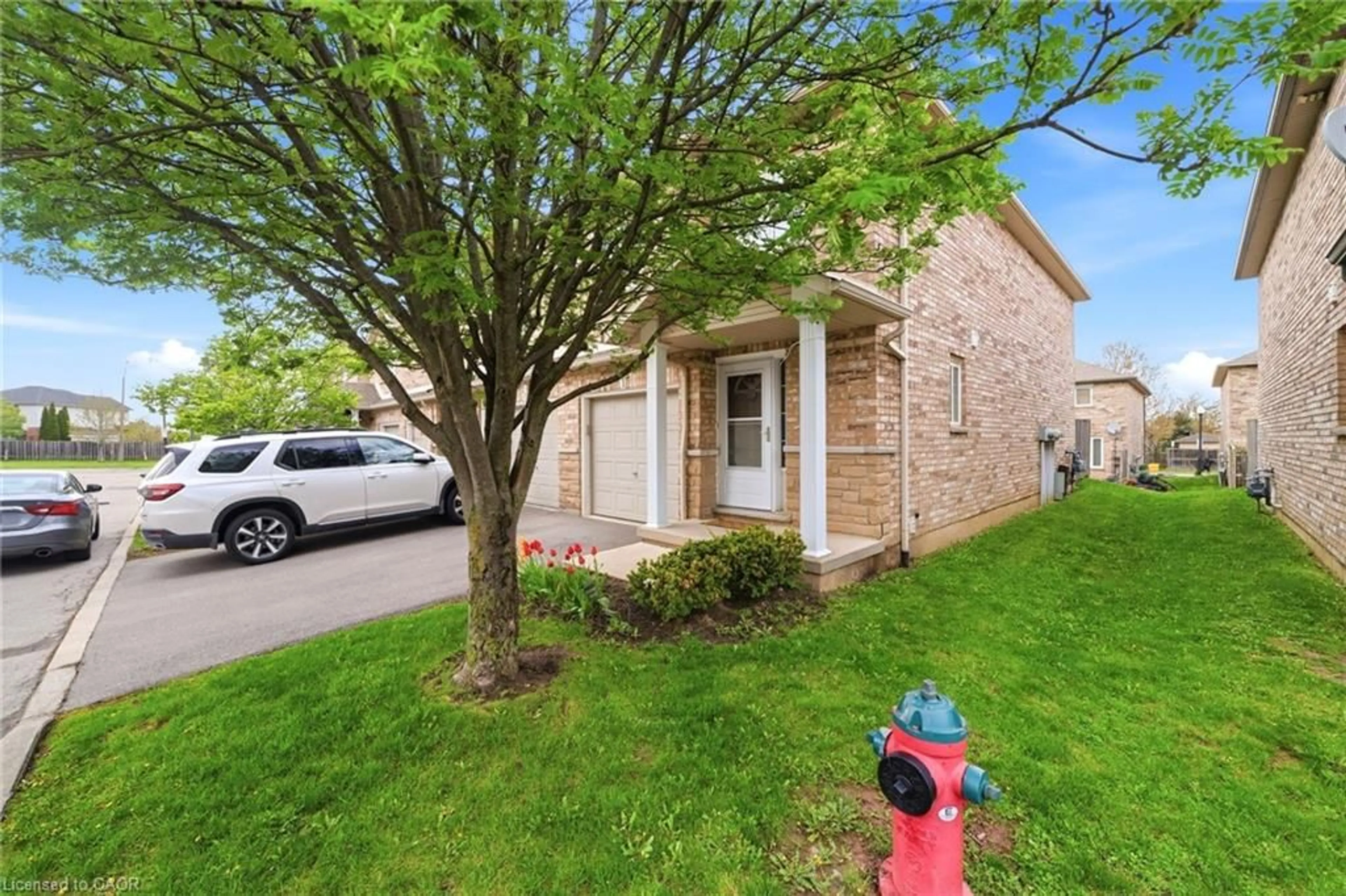 Home with brick exterior material, street for 1771 Upper Wentworth St #21, Hamilton Ontario L9B 2Y2