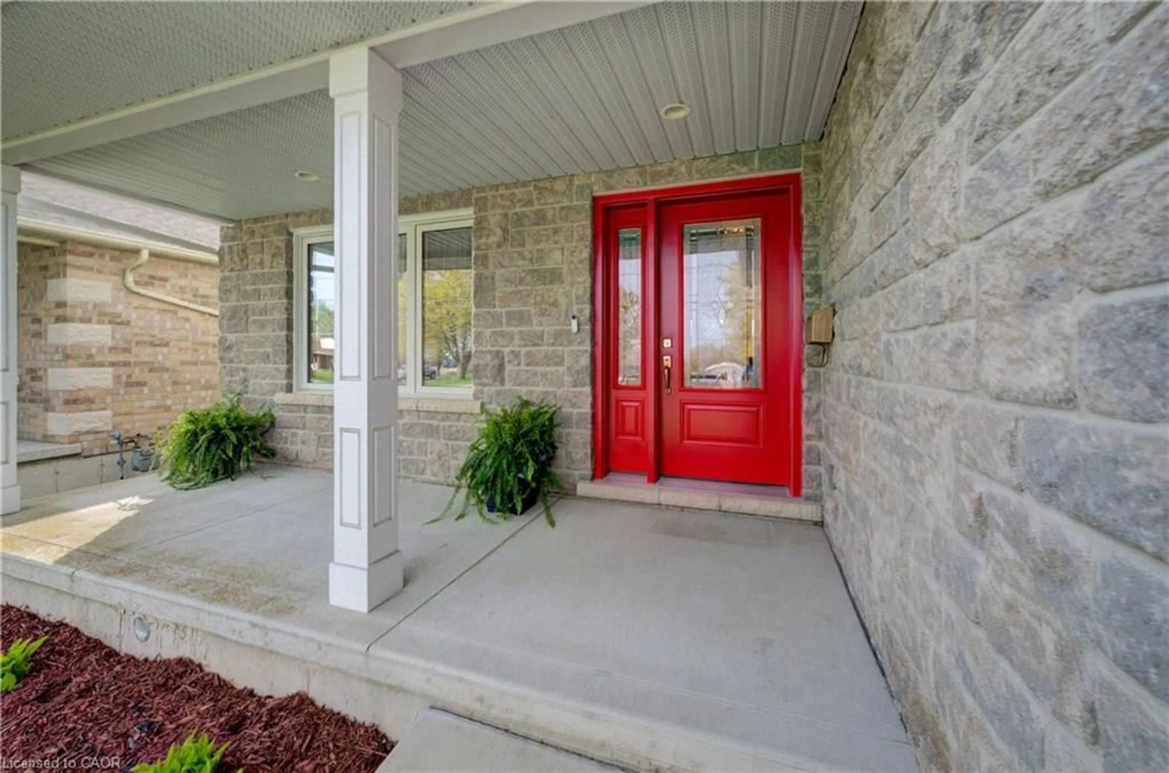 Indoor entryway for 434 King St, Mount Forest Ontario N0G 2L2