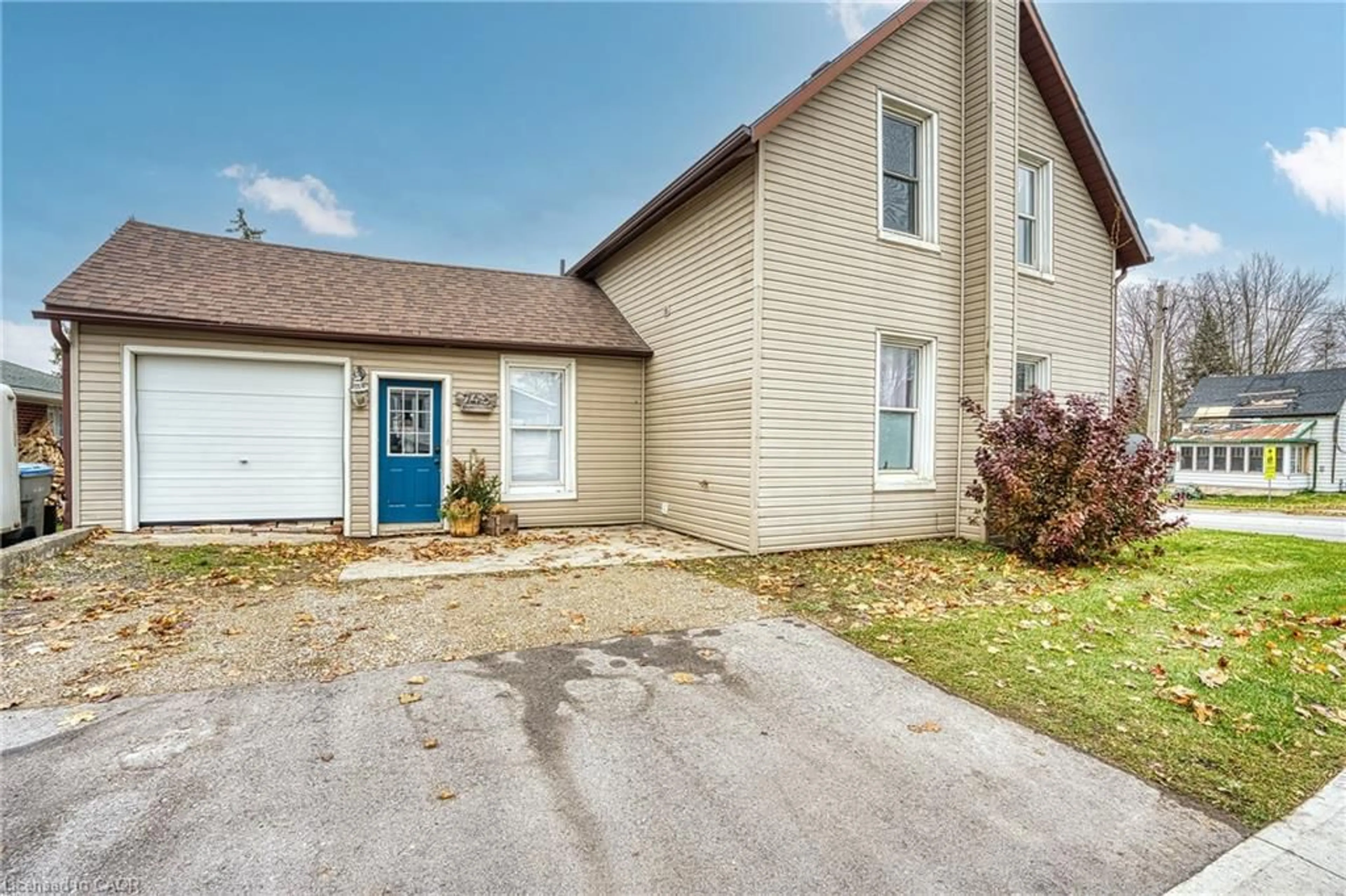 Unknown for 745 Main St, Listowel Ontario N4W 1B2