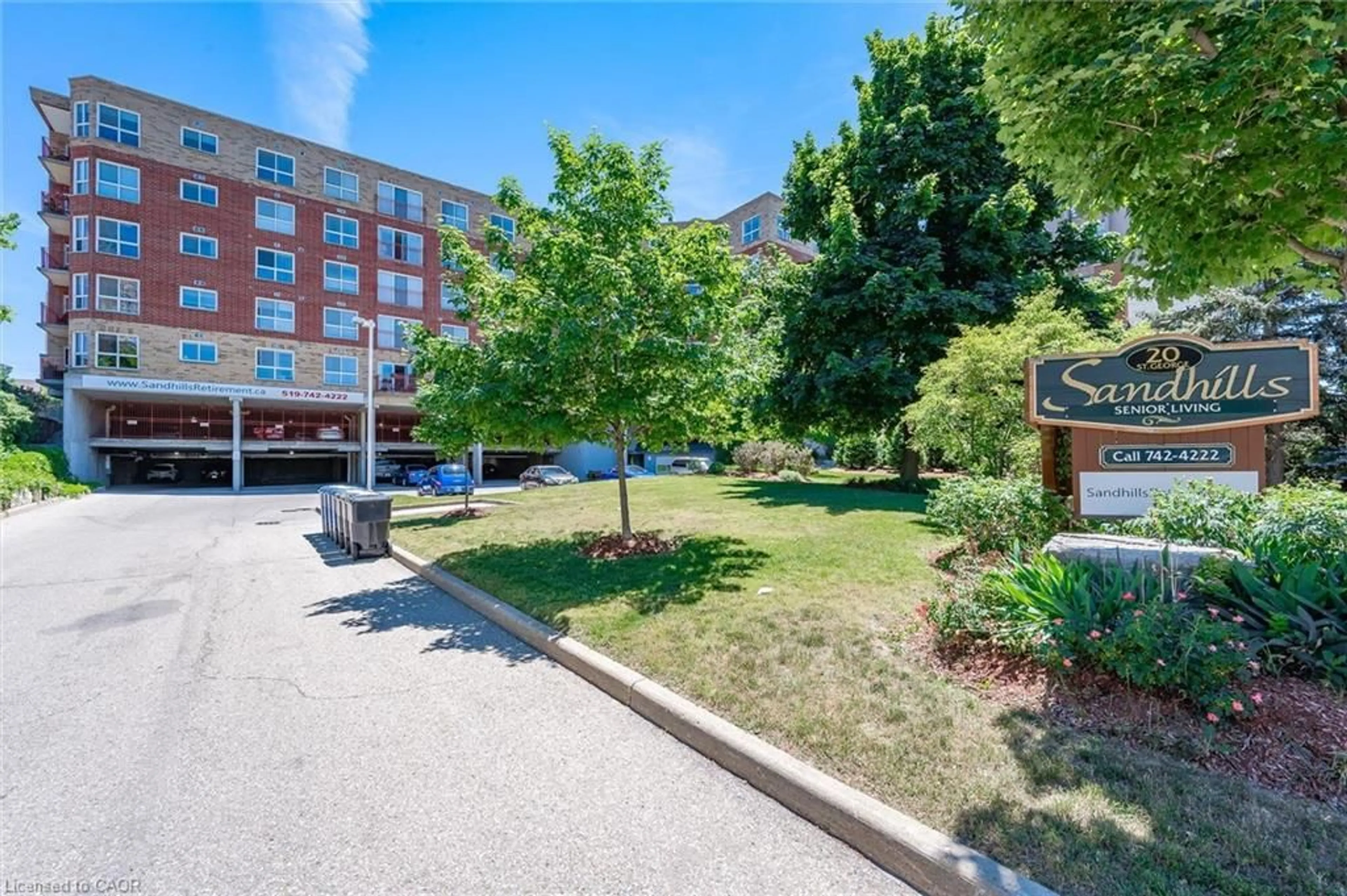 Patio, street for 20 St George St #110, Kitchener Ontario N2G 2S7