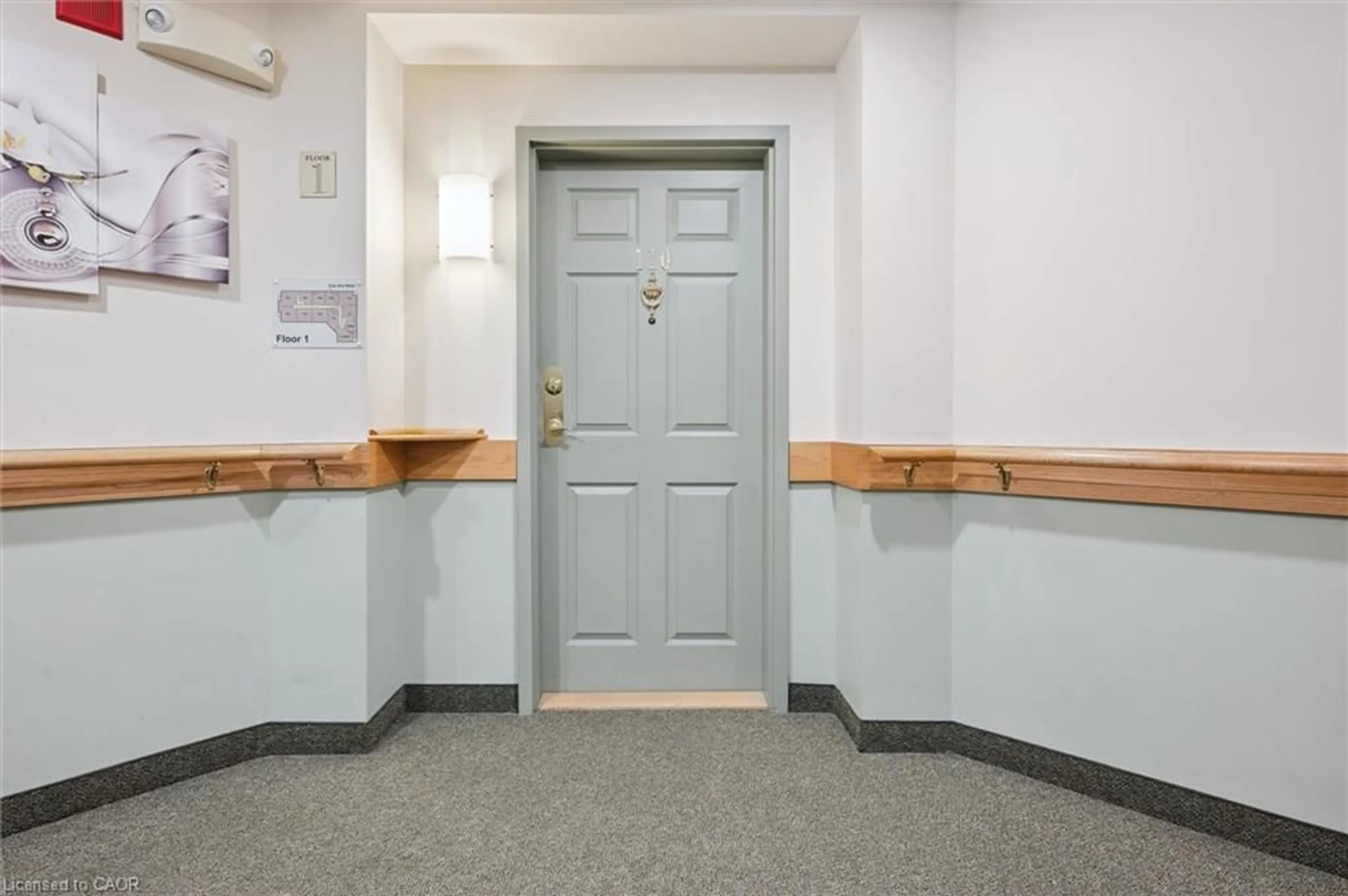 Indoor foyer for 20 St George St #110, Kitchener Ontario N2G 2S7