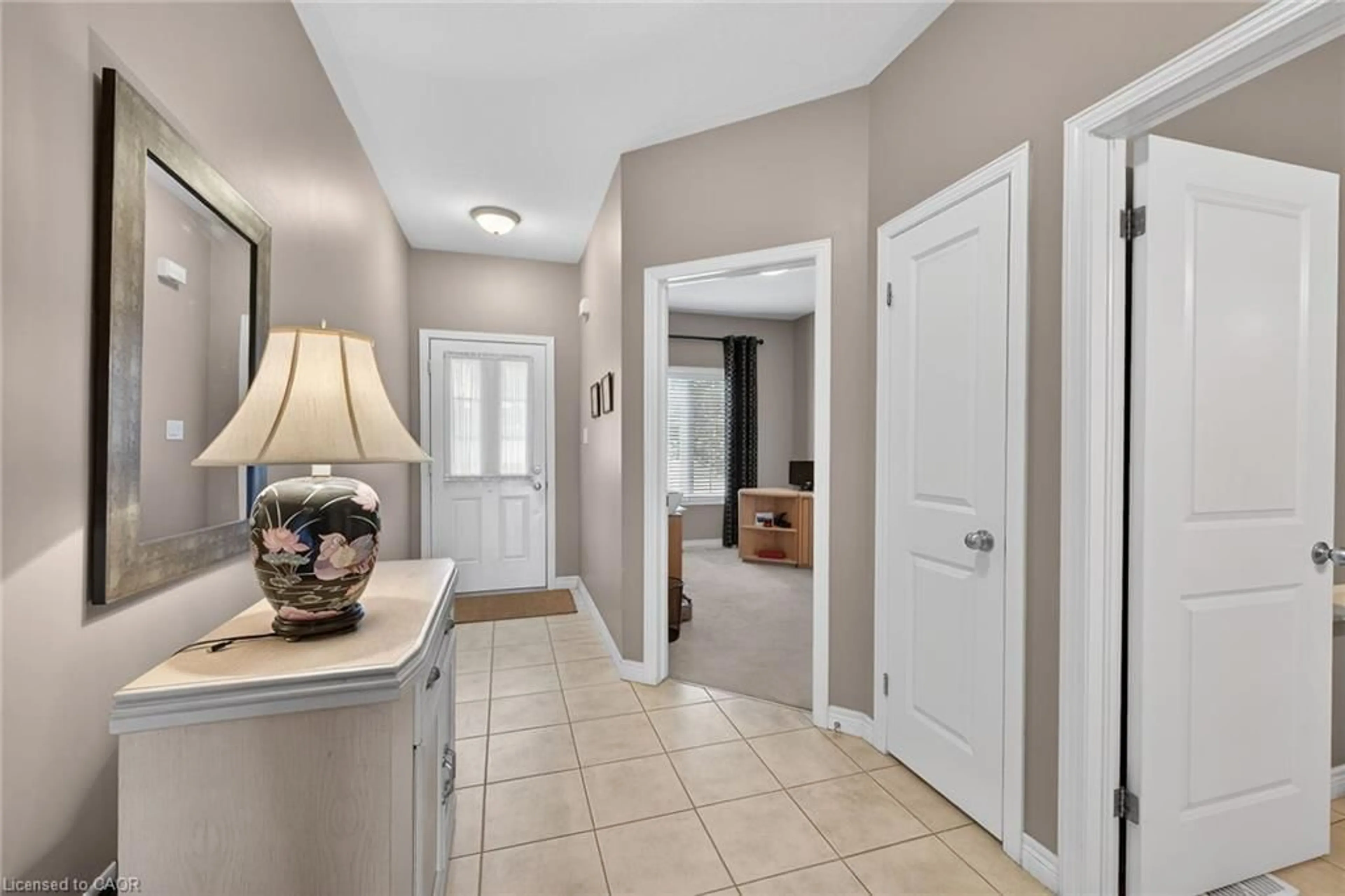 Indoor entryway for 53 Hallmark Trail, Hamilton Ontario L9B 0B8