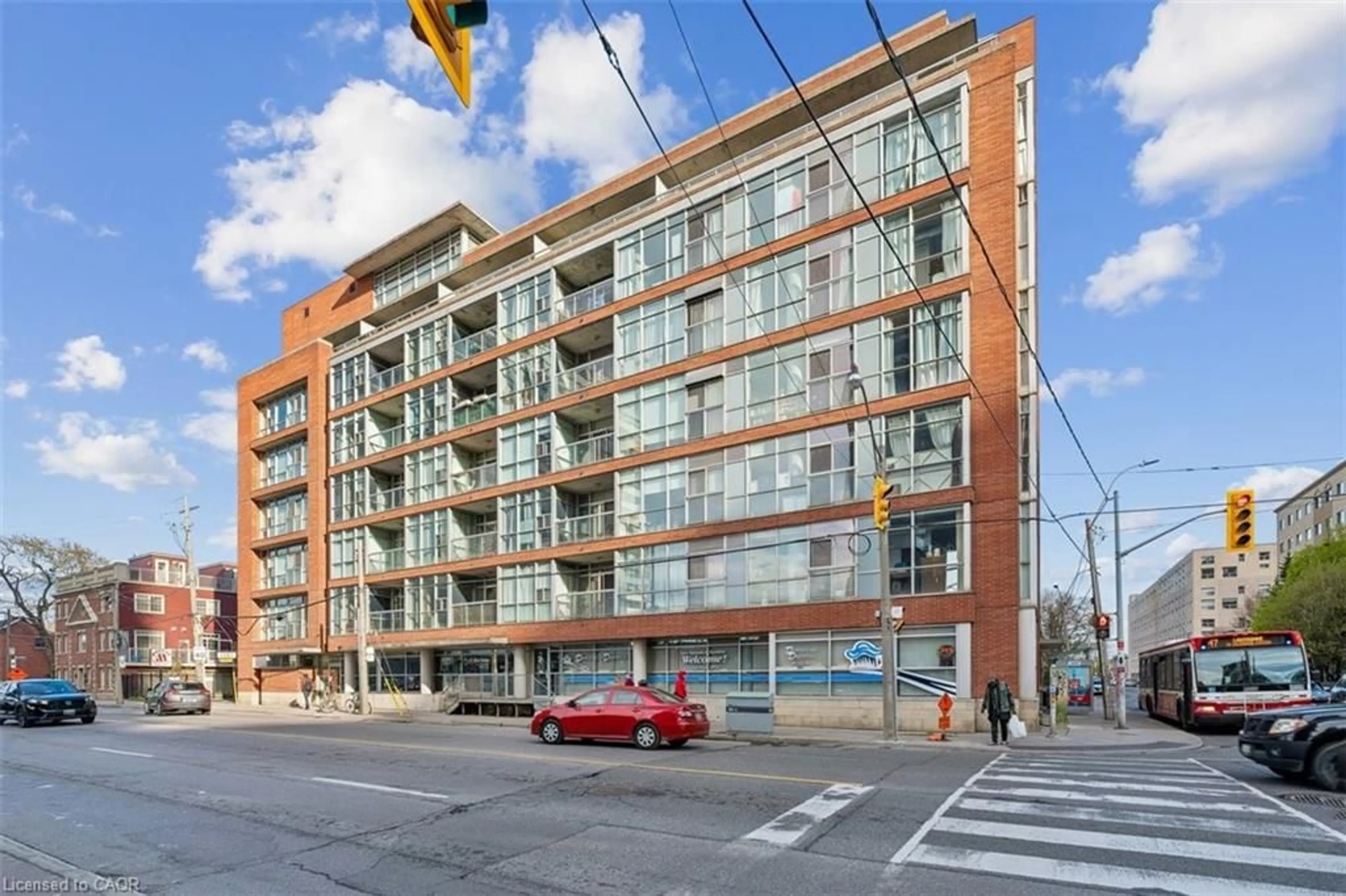 Unknown for 1375 Dupont St #612, Toronto Ontario M6H 4J8