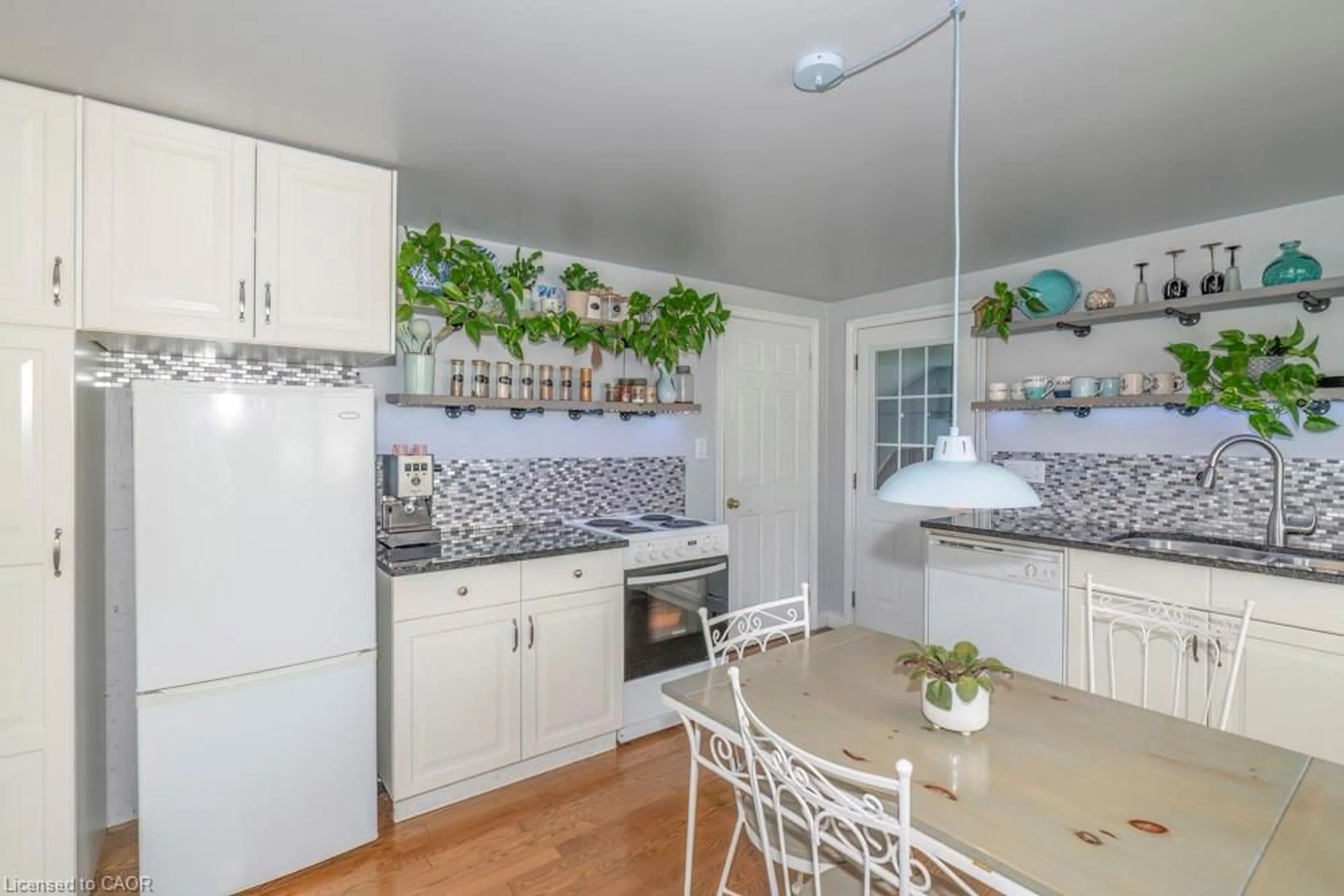 Unknown for 111 Elizabeth St, Durham Ontario N0G 1R0