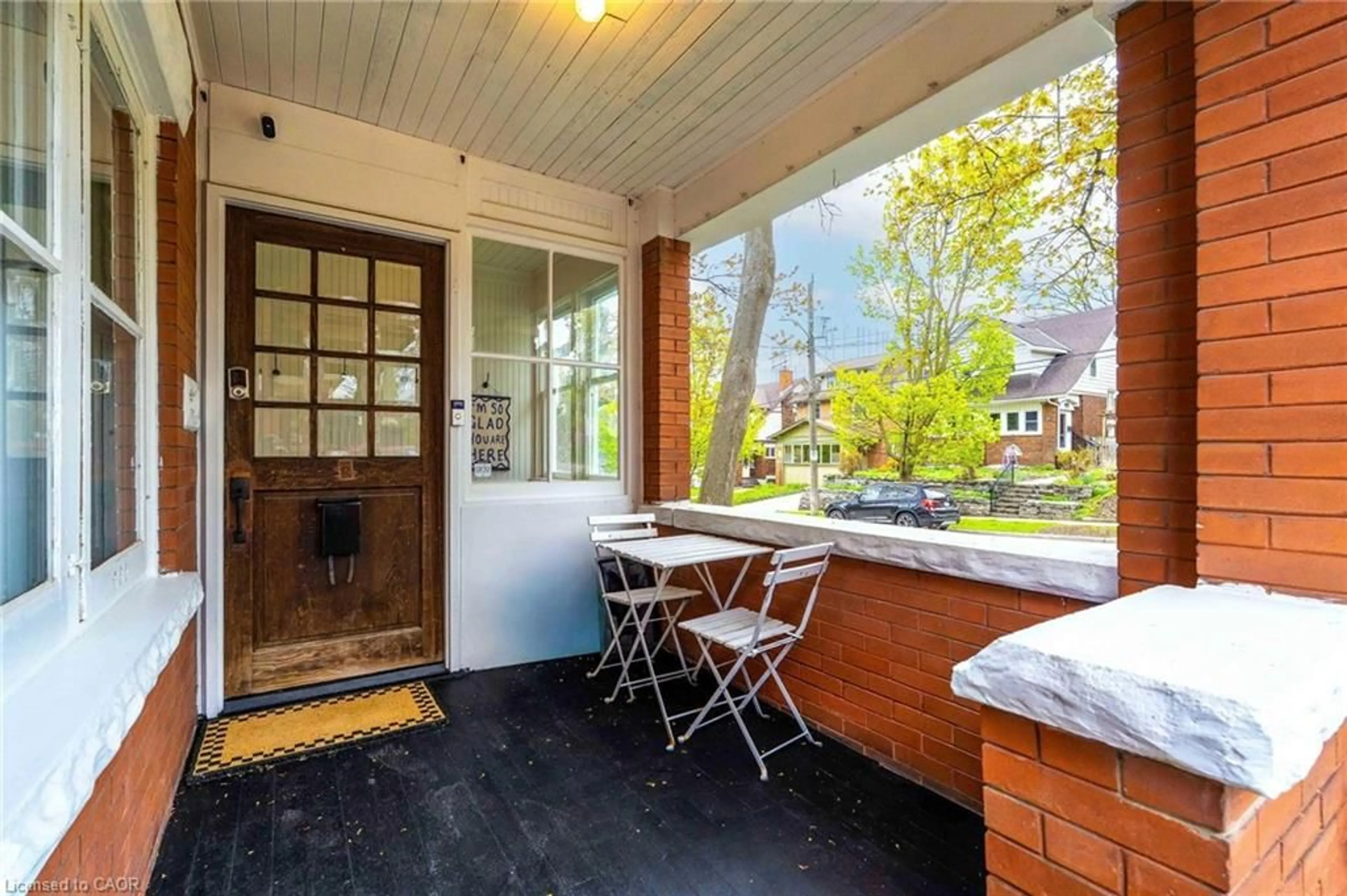 Patio, street for 36 Louisa St, Kitchener Ontario N2H 5L8