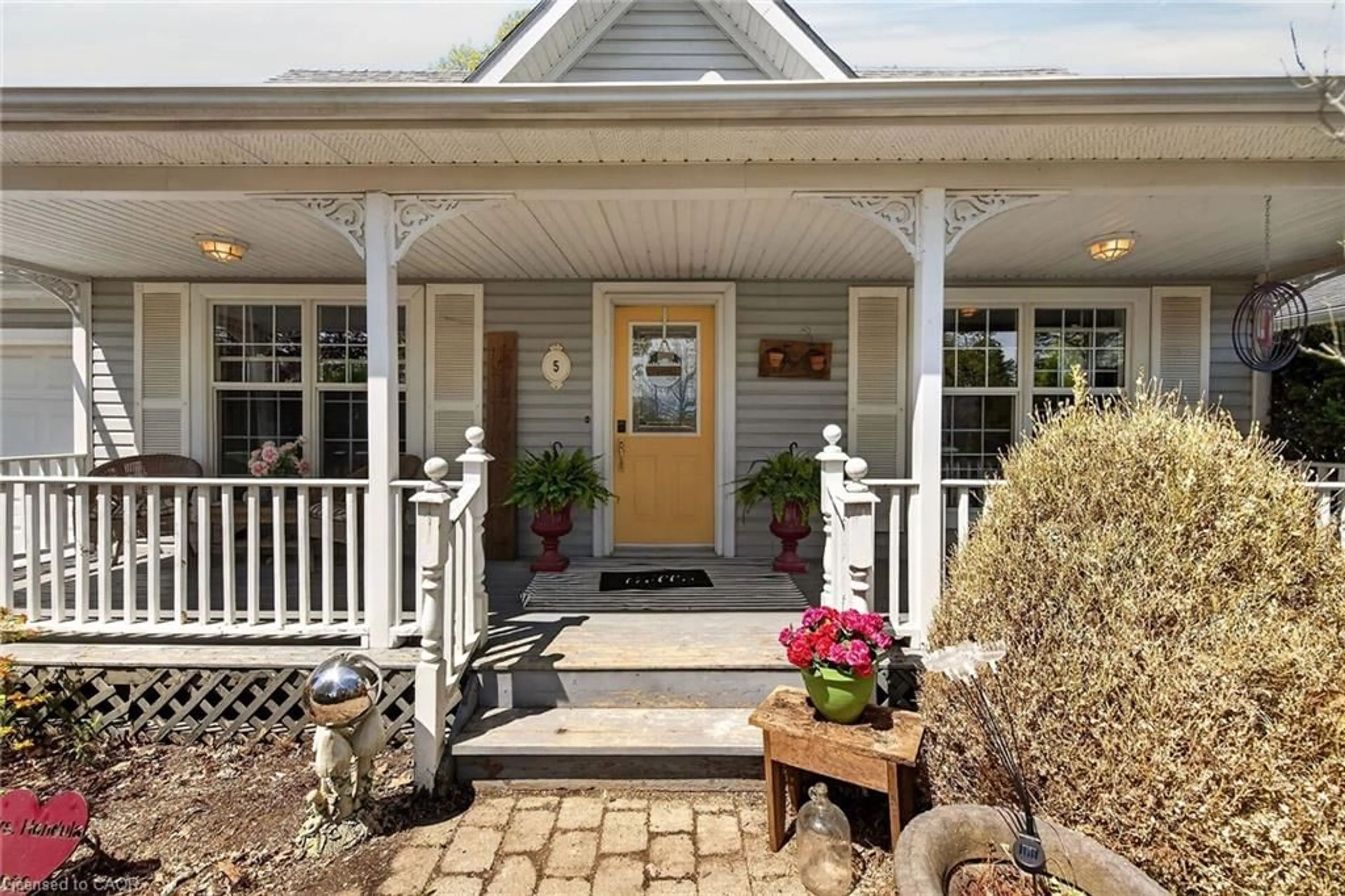 Indoor entryway for 5 Denby Rd, Port Dover Ontario N0A 1N4