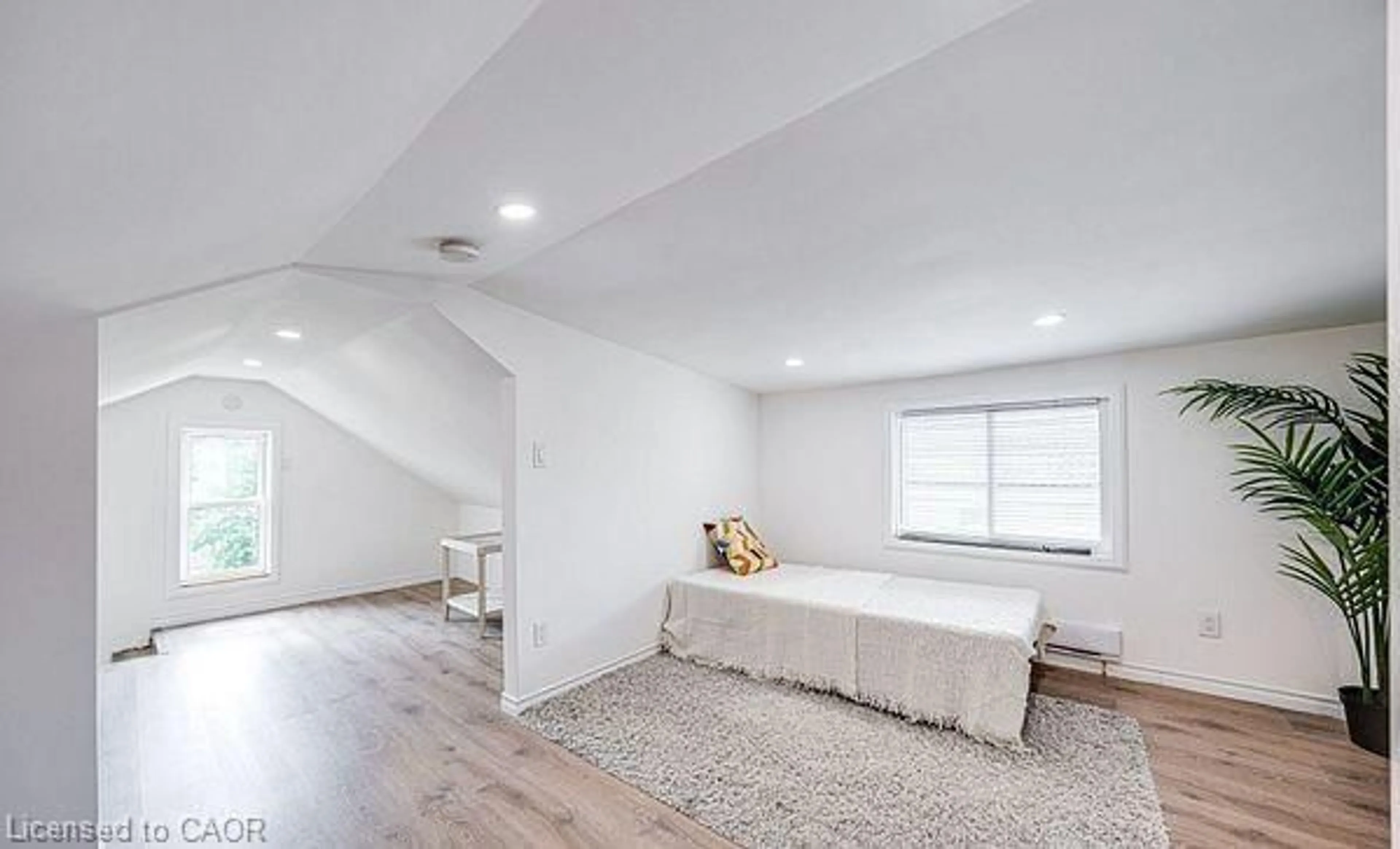 A pic of a room for 43 Adair Ave, Hamilton Ontario L8H 1B5