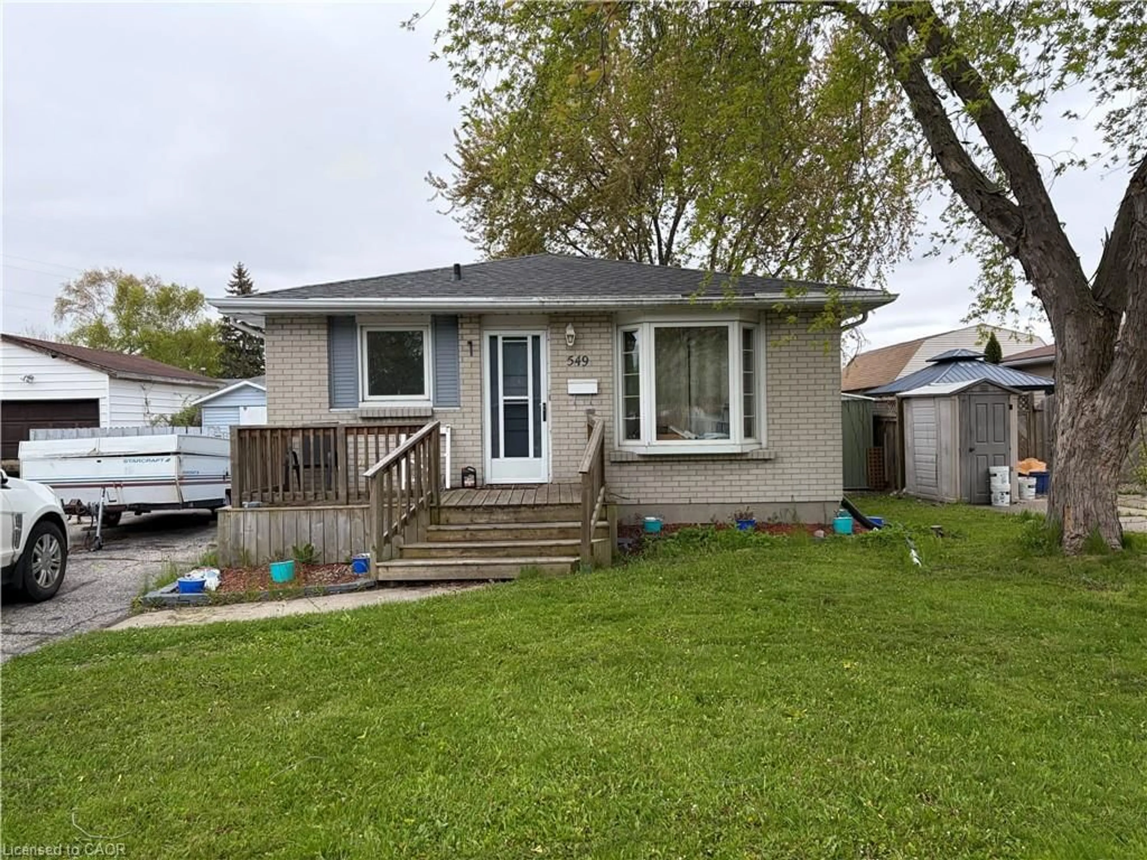 Home with vinyl exterior material, street for 549 Cardiff Dr, Sarnia Ontario N7S 4B8