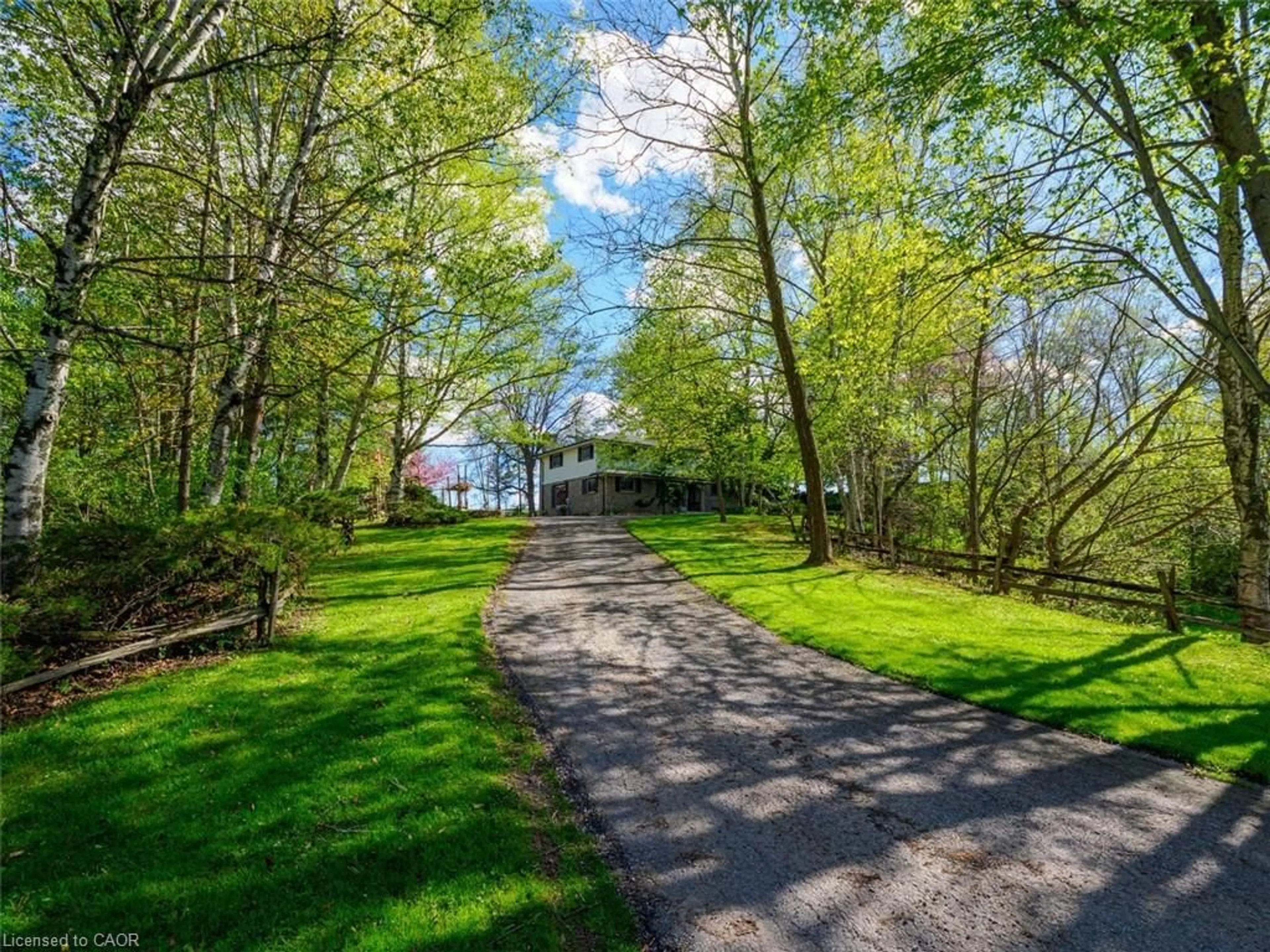A pic from outside/outdoor area/front of a property/back of a property/a pic from drone, unknown for 1018 Conc 14 Townsend, Simcoe Ontario N3Y 4K3