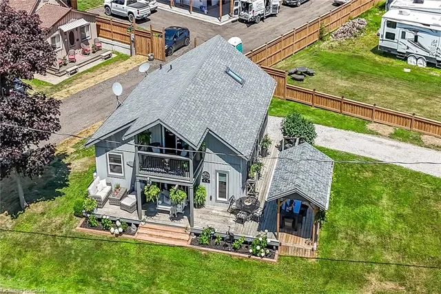 55 Lakeside Dr, Peacock Point 3