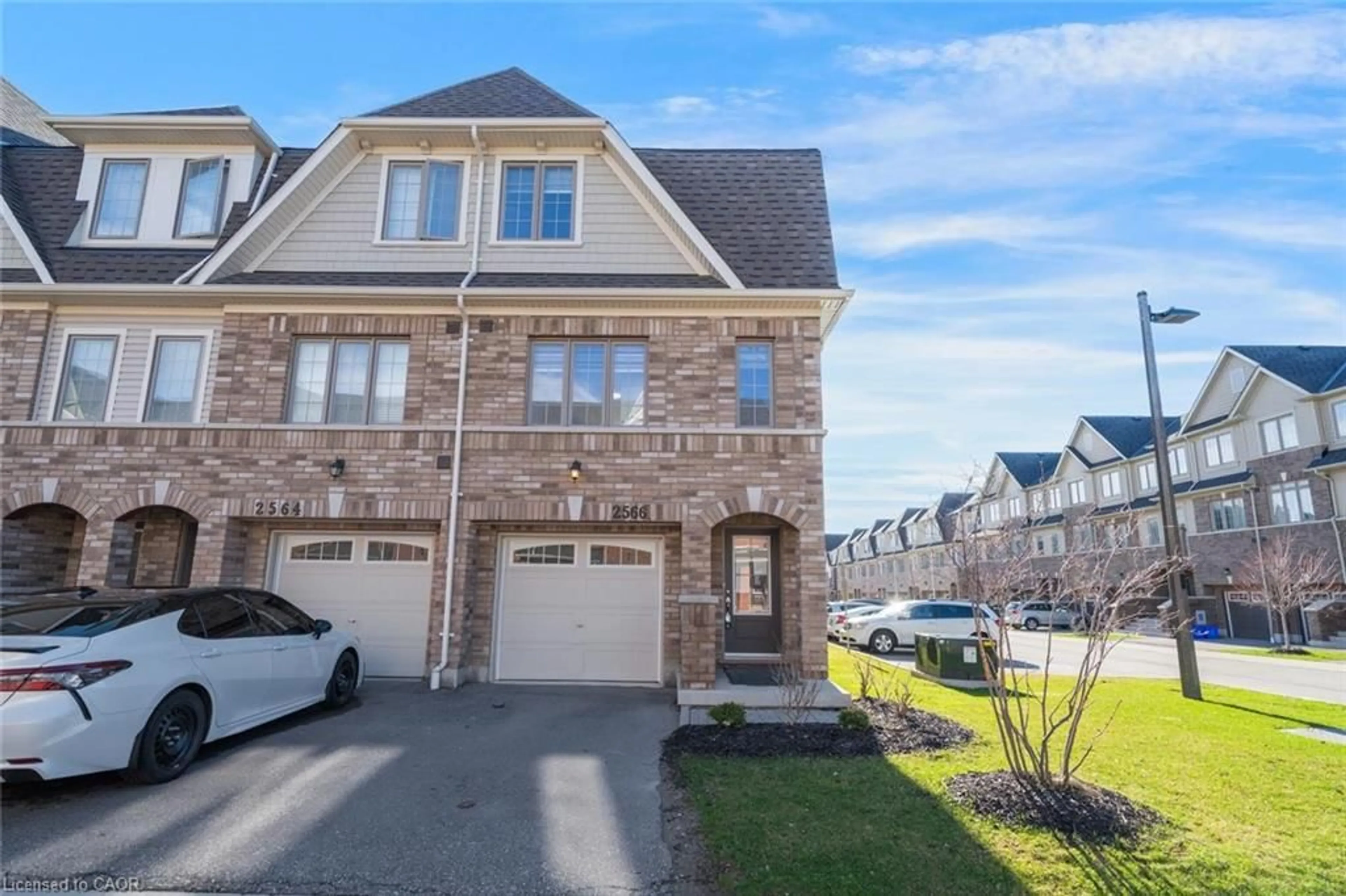 Unknown for 2566 Mojave Path #137, Oshawa Ontario L1L 0P9