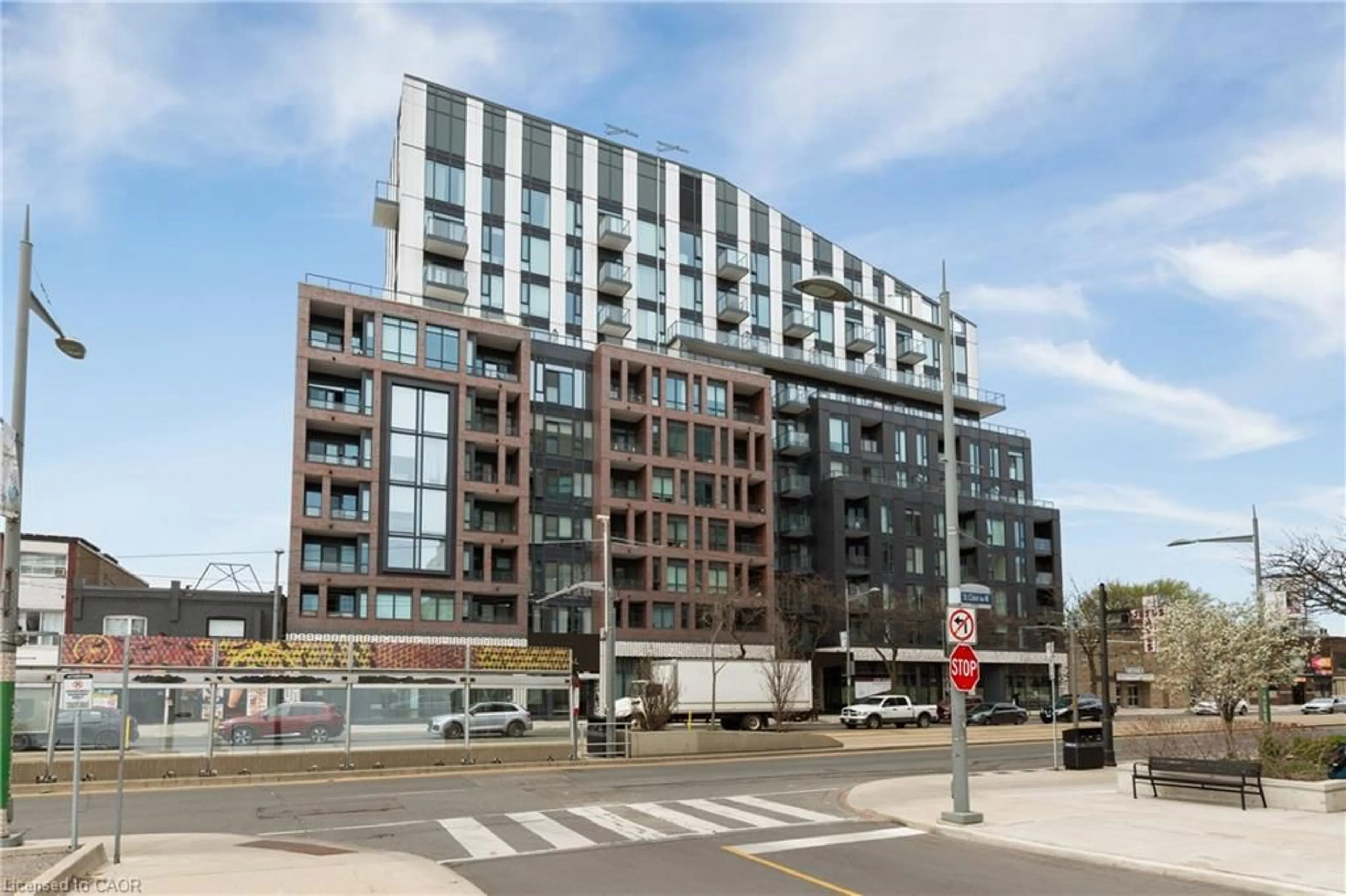Unknown for 1808 St Clair Ave #216, Toronto Ontario M6N 0C1