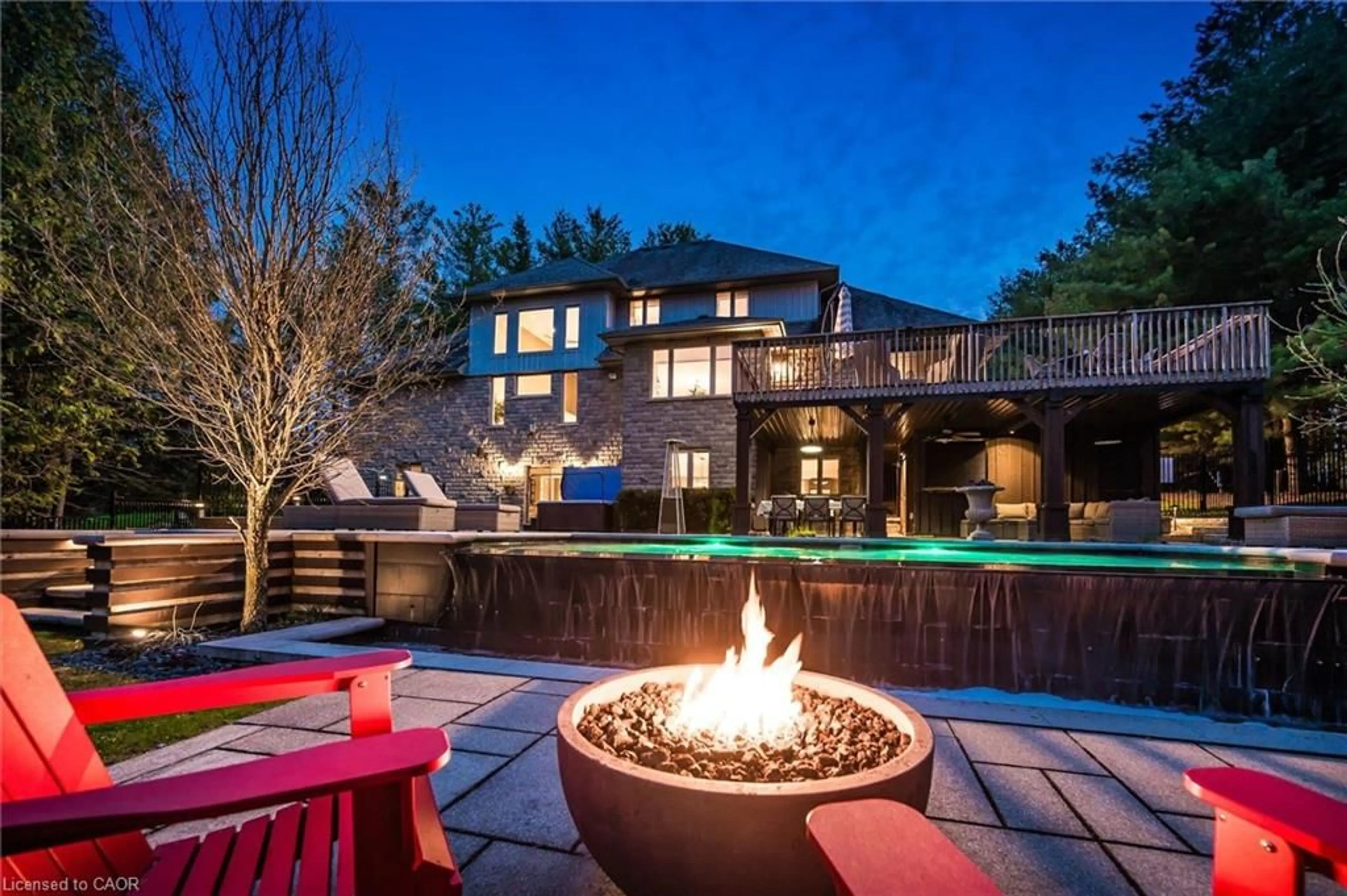 Patio, mountain view for 47 Wissler Ridge, Salem Ontario N0B 1S0