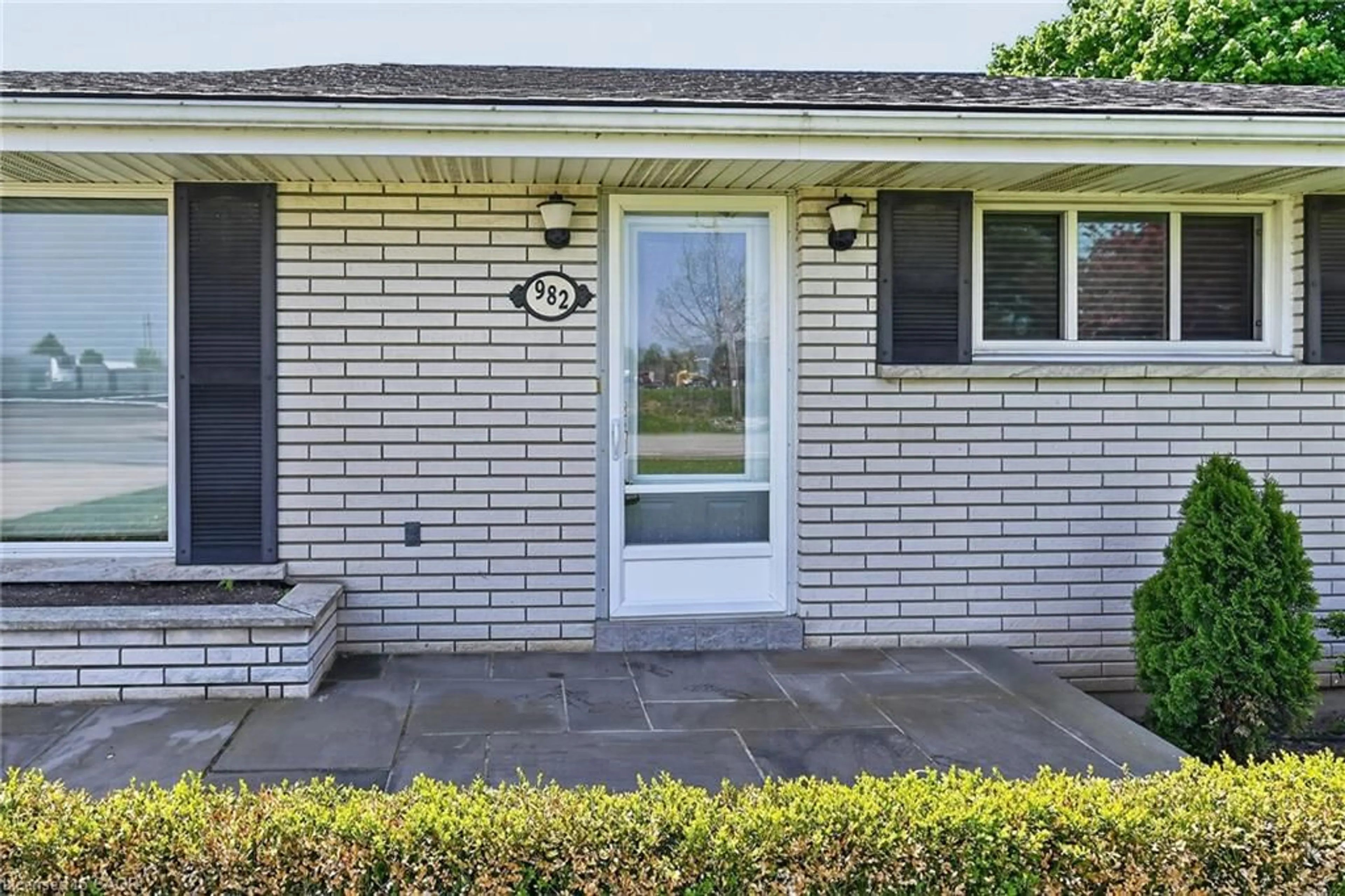 Unknown for 982 Concession 11 Walpole Rd, Hagersville Ontario N0A 1H0