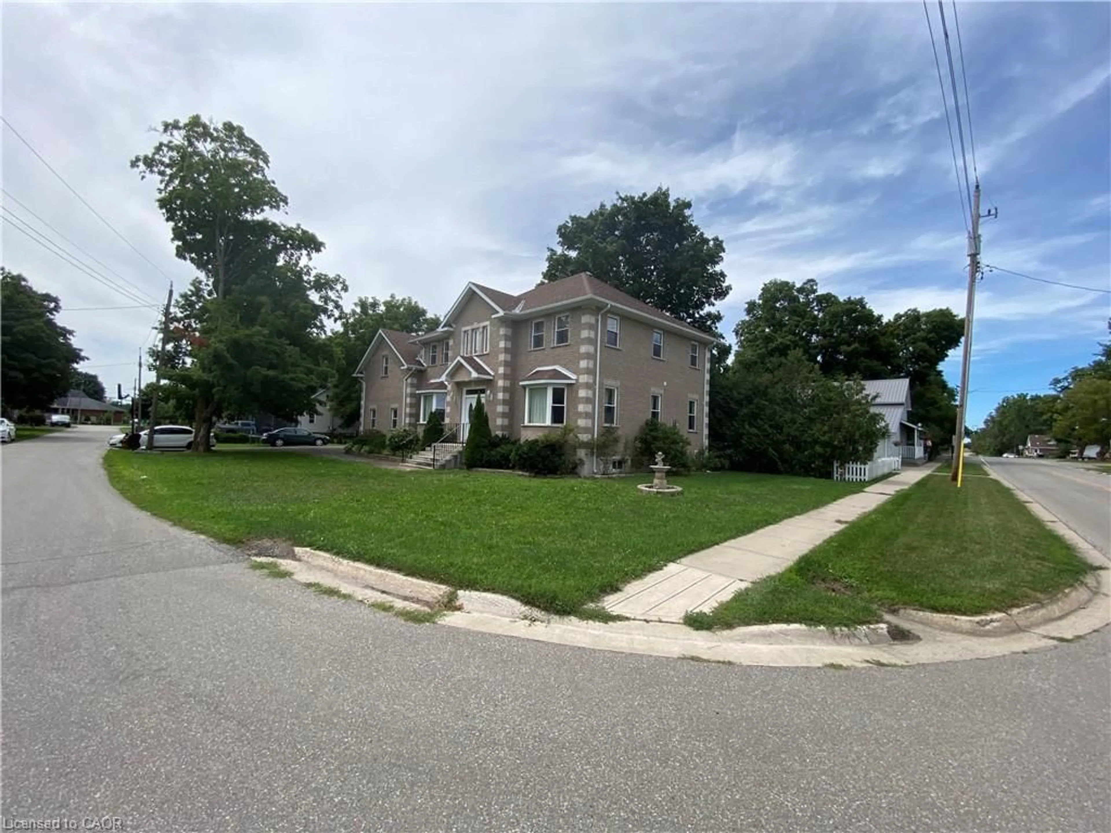 A pic from outside/outdoor area/front of a property/back of a property/a pic from drone, street for 4 Palmer St, Teeterville Ontario N0E 1S0