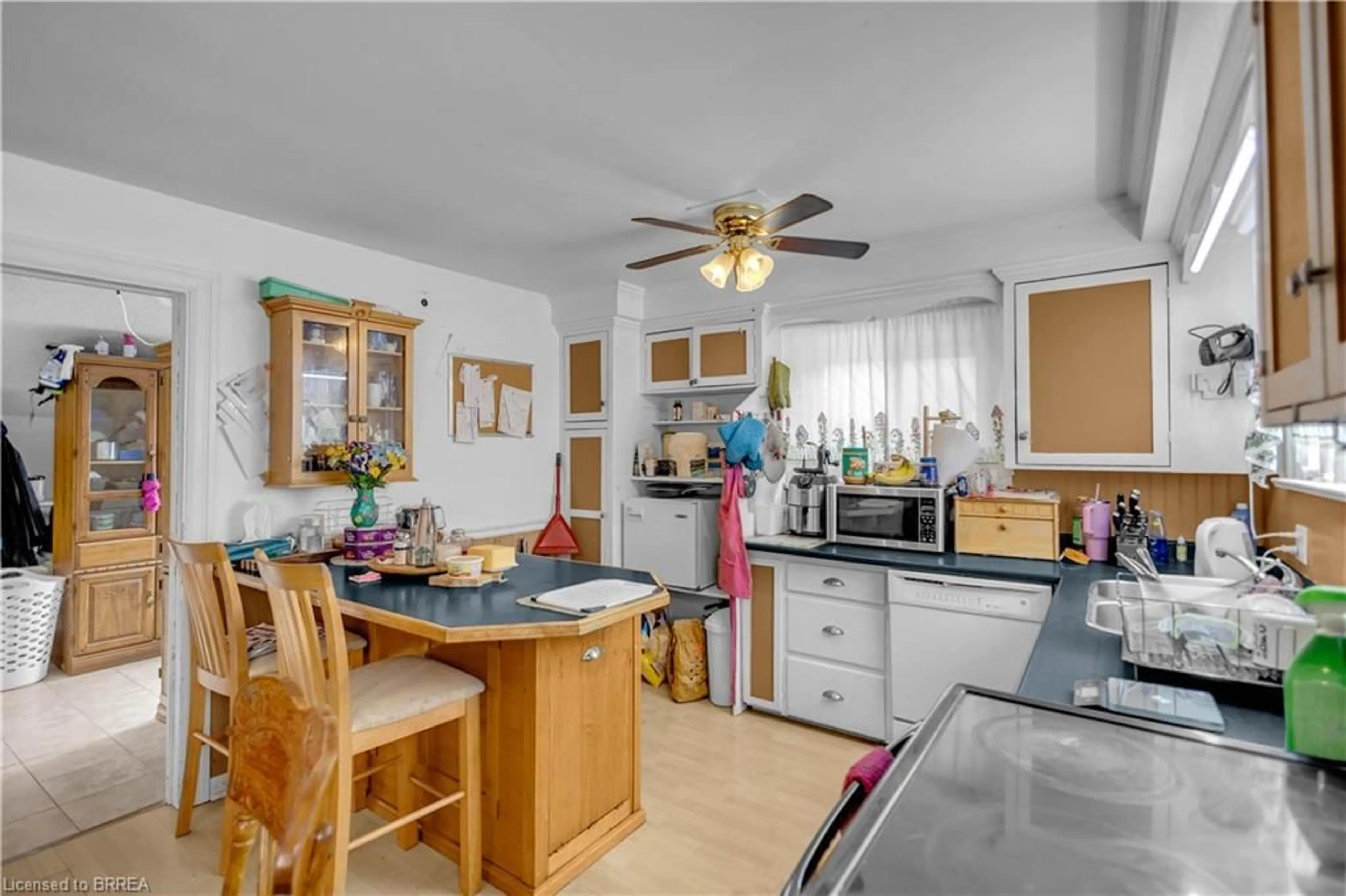 Unknown for 35 James Ave, Brantford Ontario N3S 6Y2