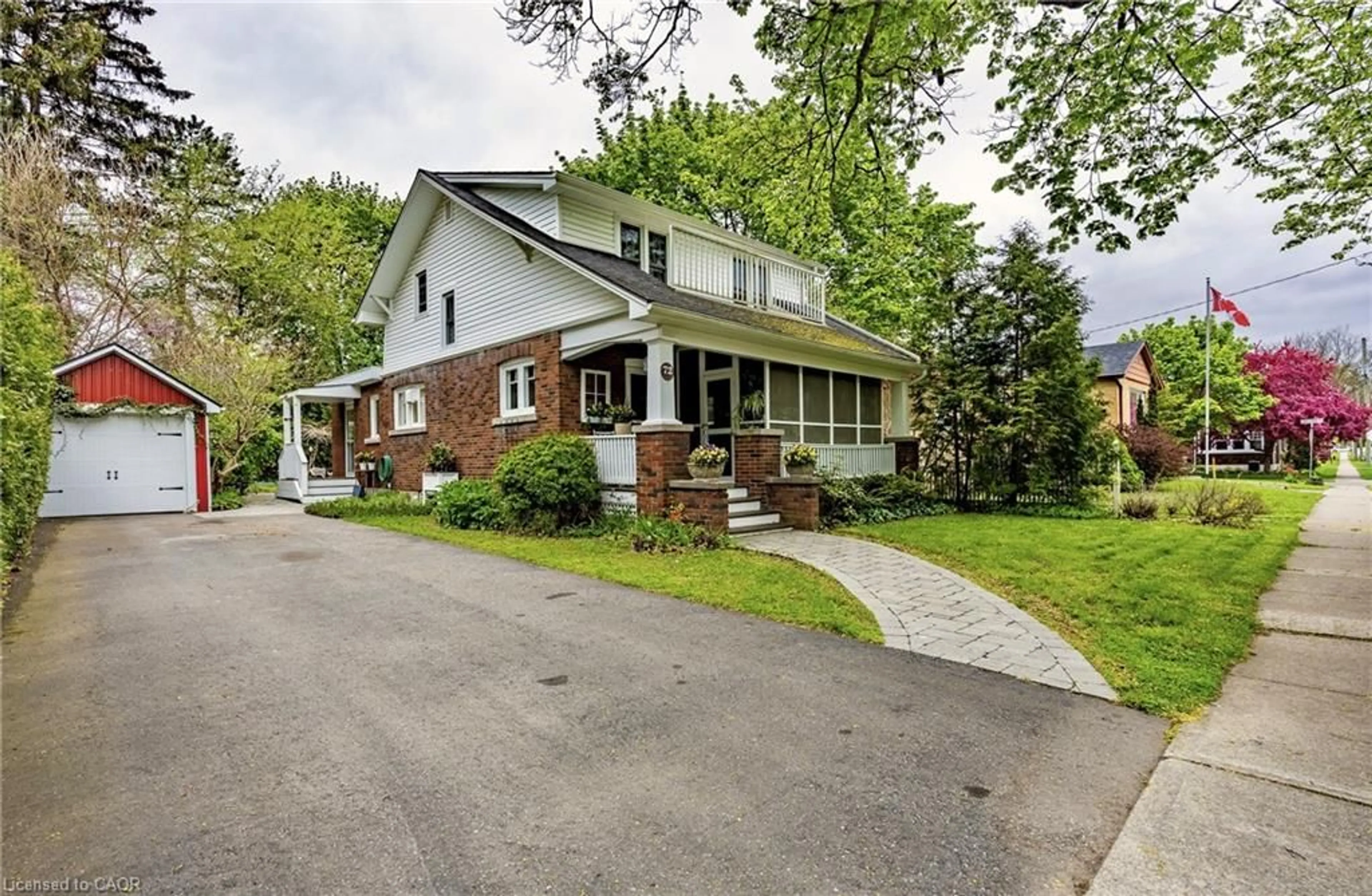 Home with brick exterior material, street for 72 Crescent Blvd, Simcoe Ontario N3Y 2K8