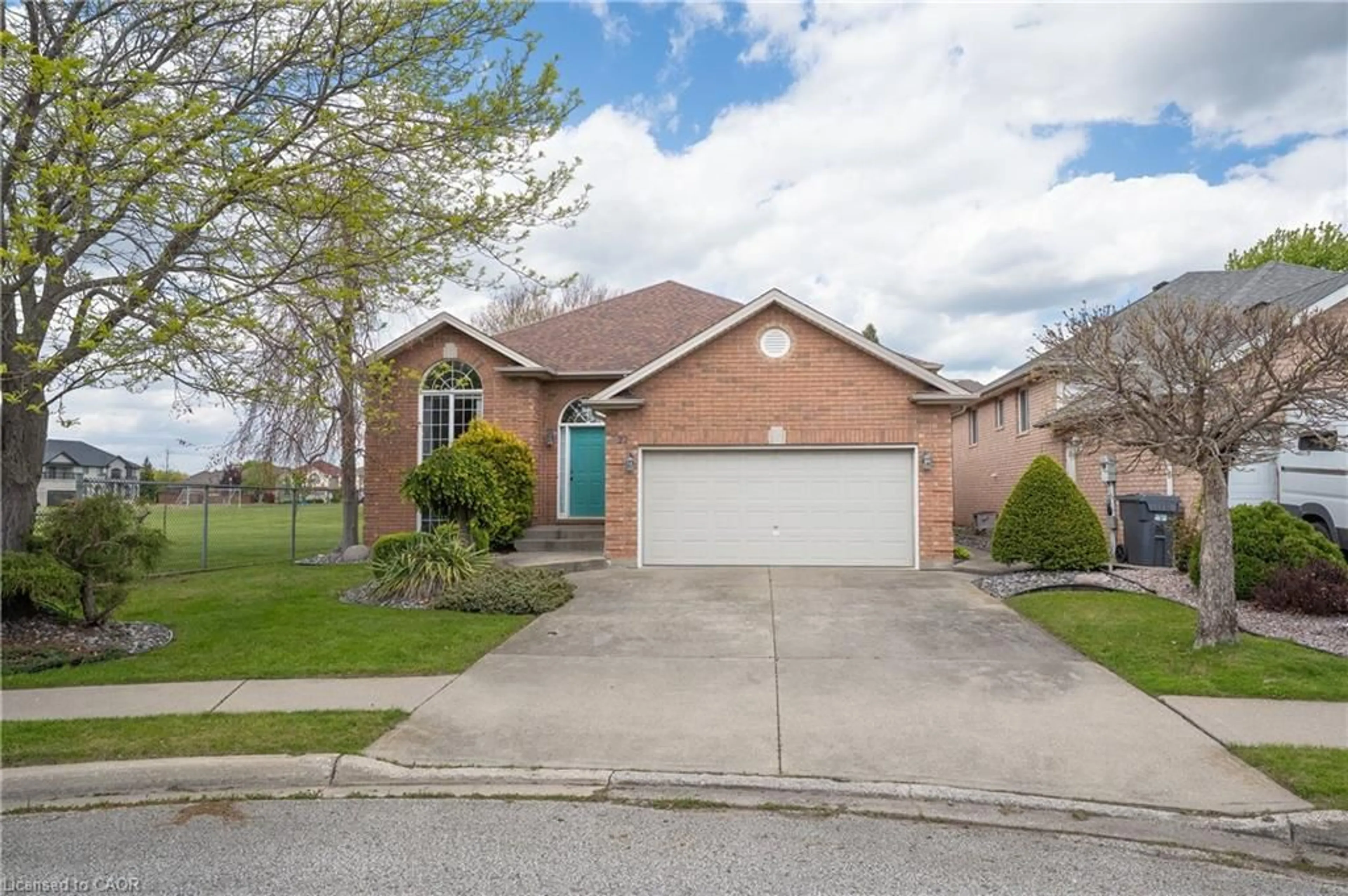 Home with brick exterior material, street for 822 Marcuz Crt, Windsor Ontario N9G 3C5