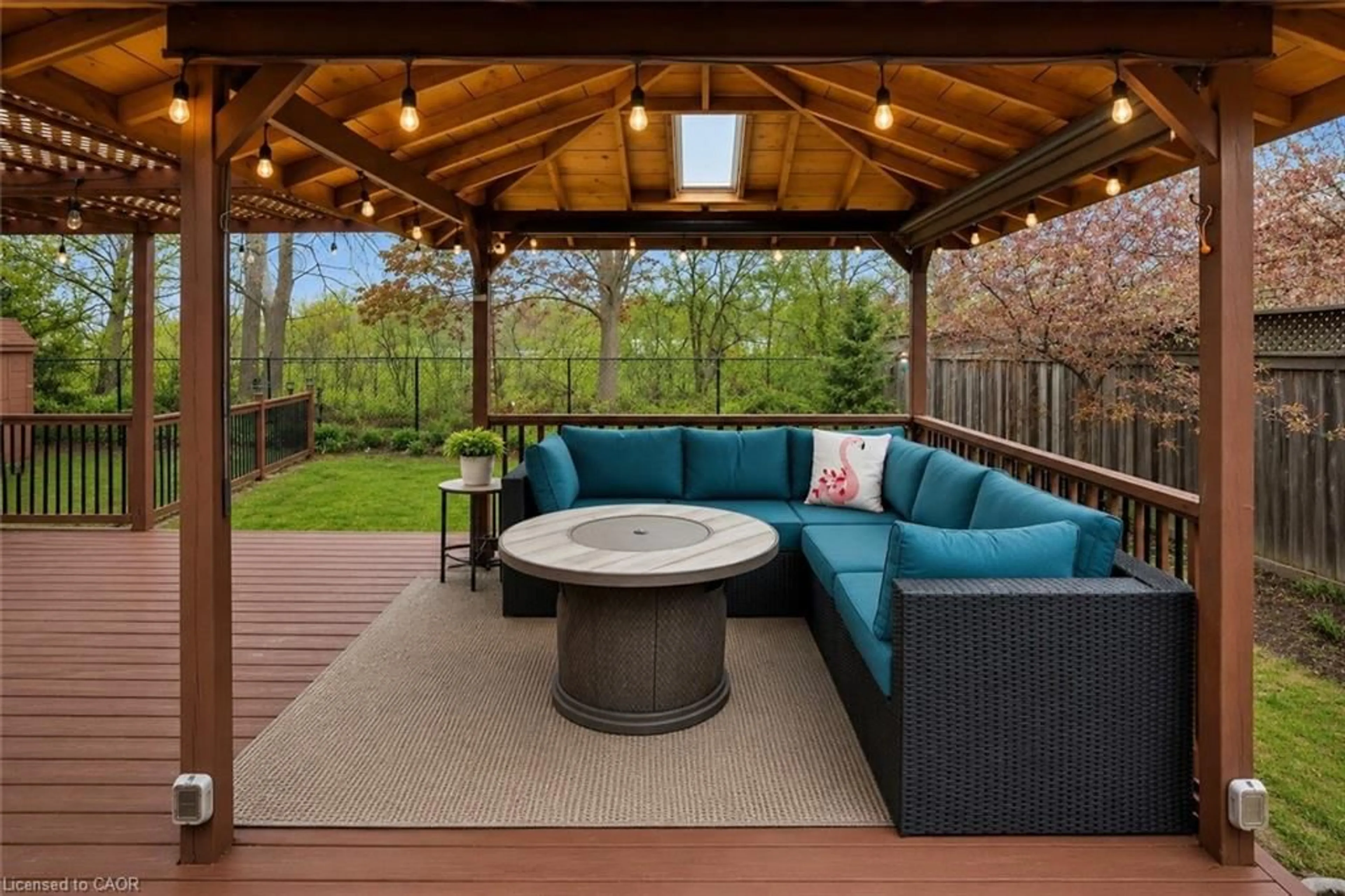Patio, water/lake/river/ocean view for 67 Dalewood Dr, Kitchener Ontario N2A 1G3