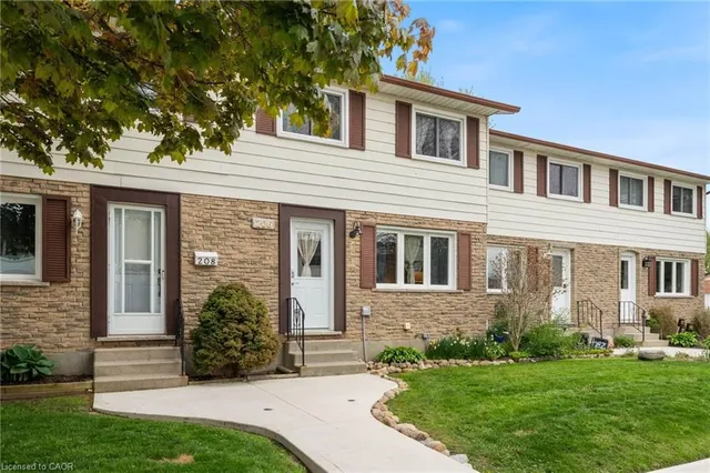 206 Richardson Dr, Port Dover 2