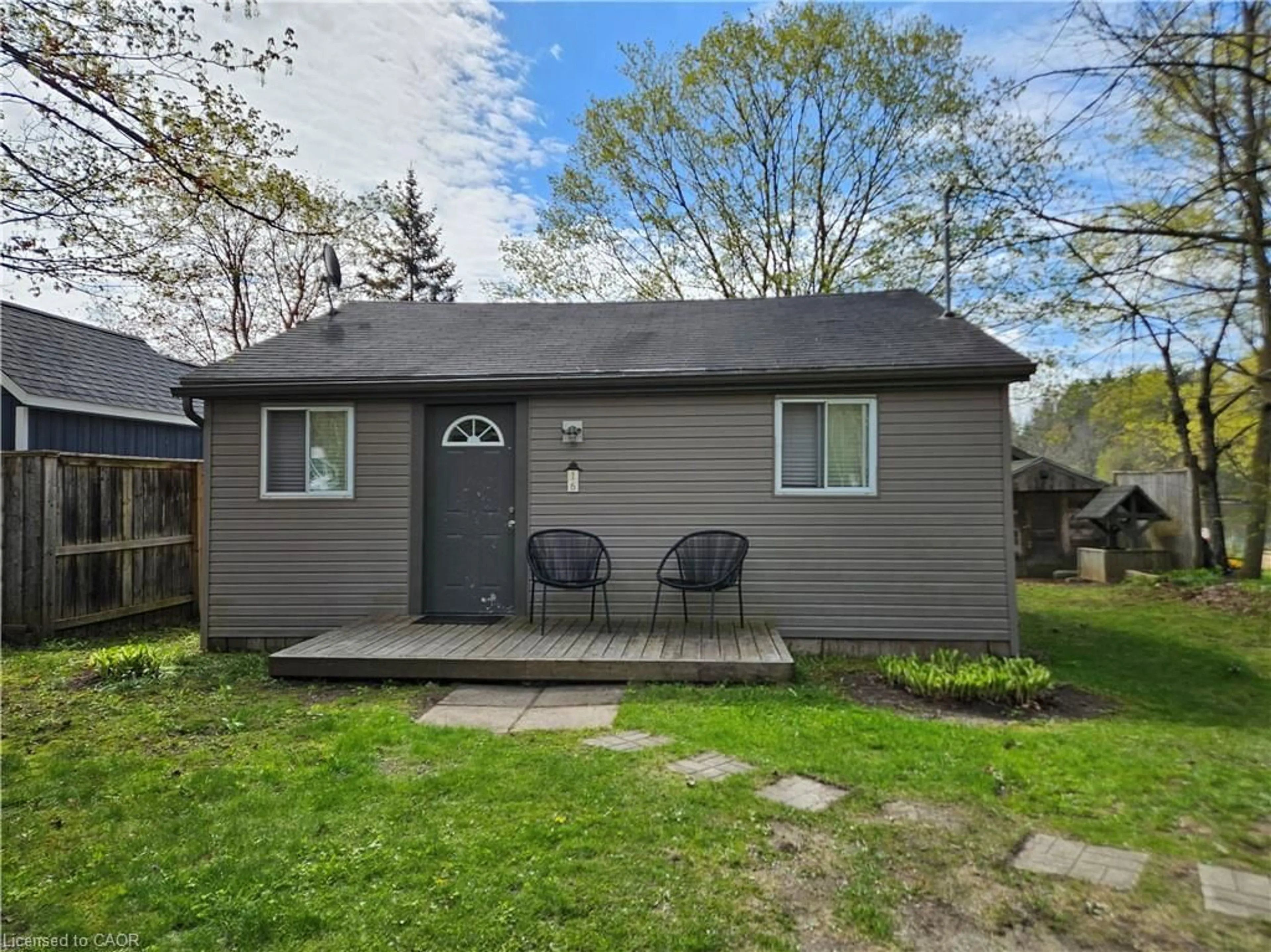 Shed for 1323 Queen St #125, New Dundee Ontario N0B 2E0