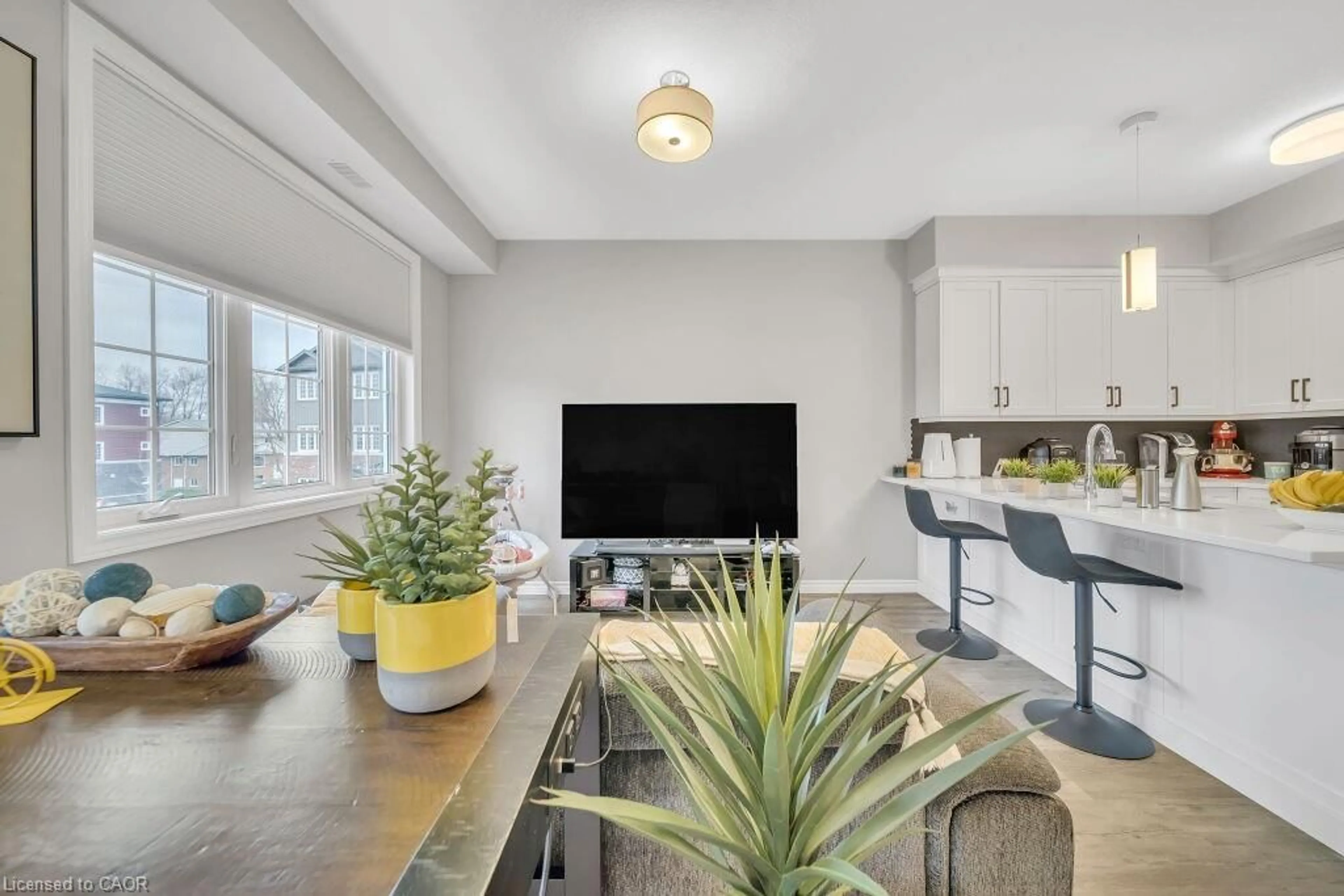 Open concept kitchen, ceramic/tile floor for 20 Murray Crt #3, Milverton Ontario N0K 1M0