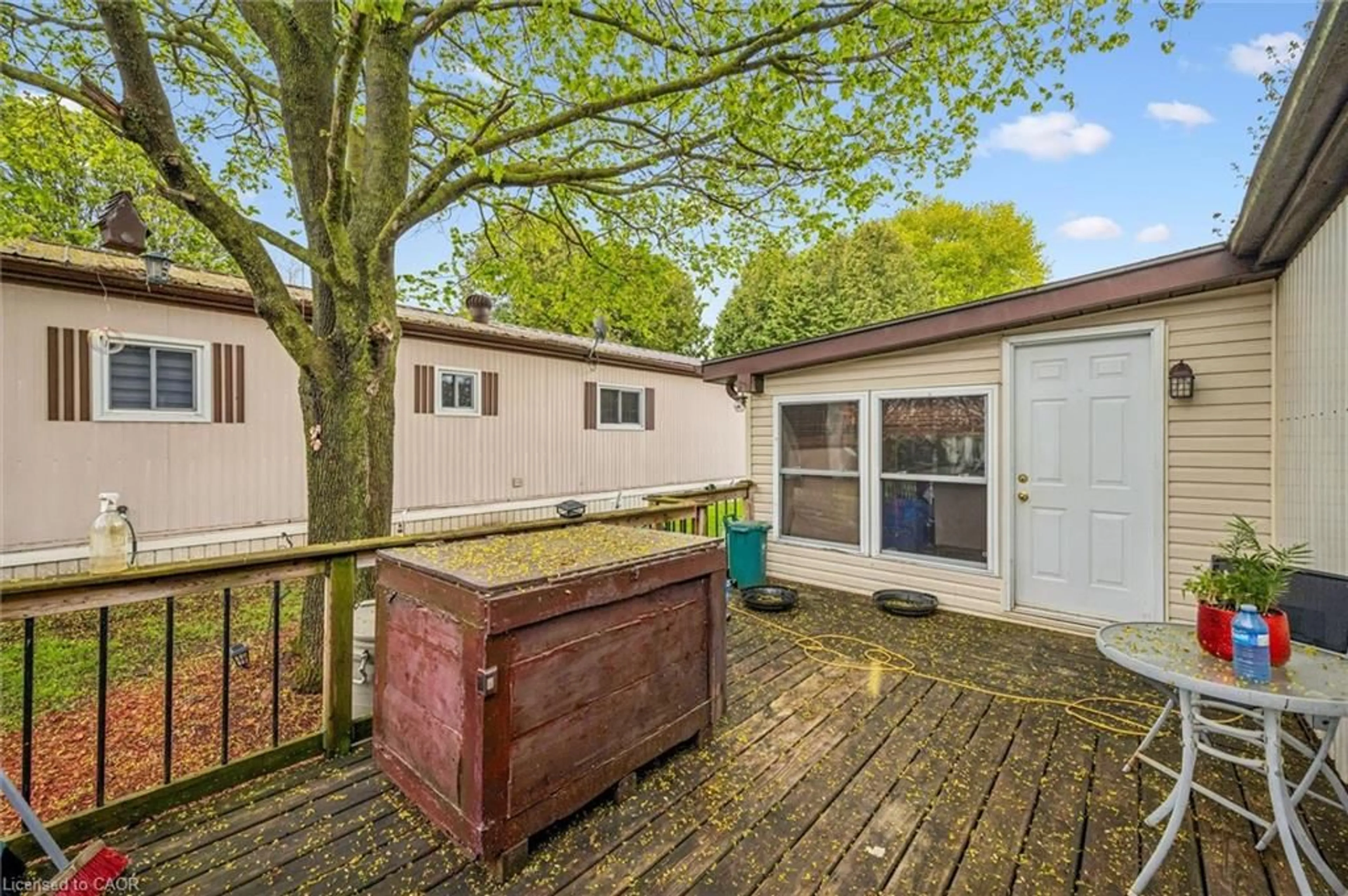 Patio, unknown for 1294 Concession 8 West Conc #90, Flamborough Ontario N0B 2J0