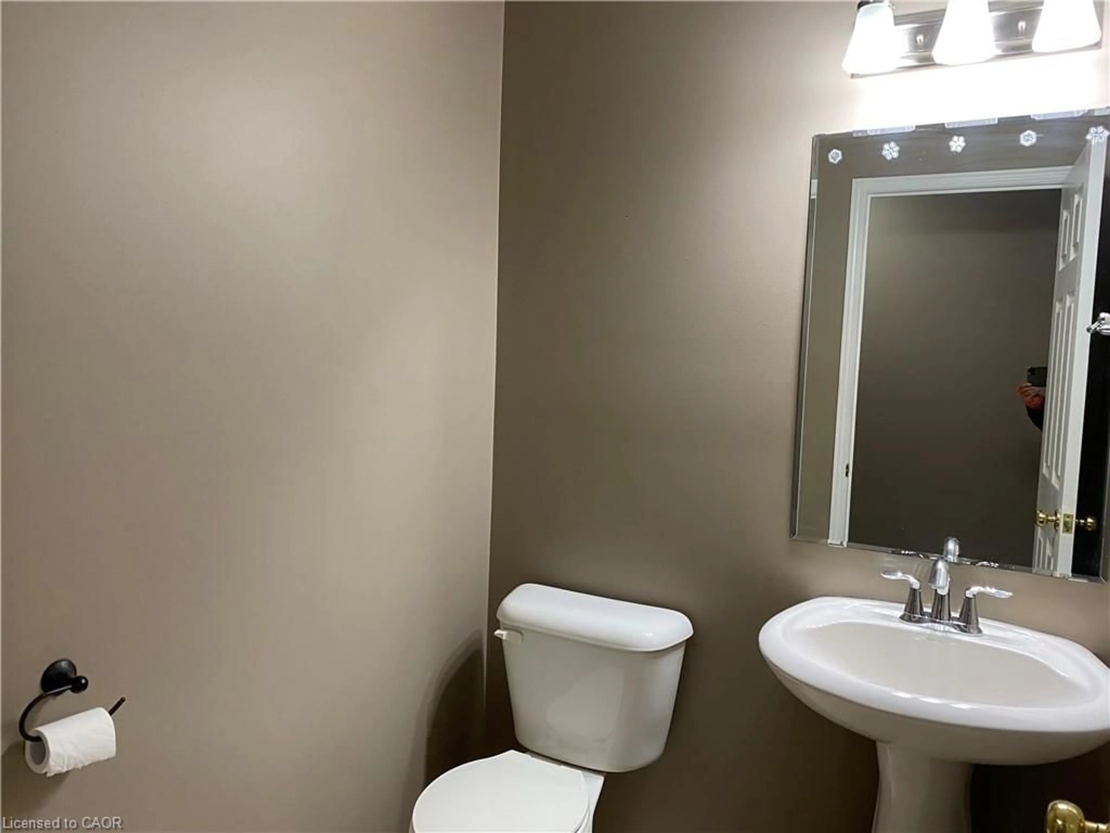 A pic of a room for 541 Wild Iris Ave, Waterloo Ontario N2V 2W4