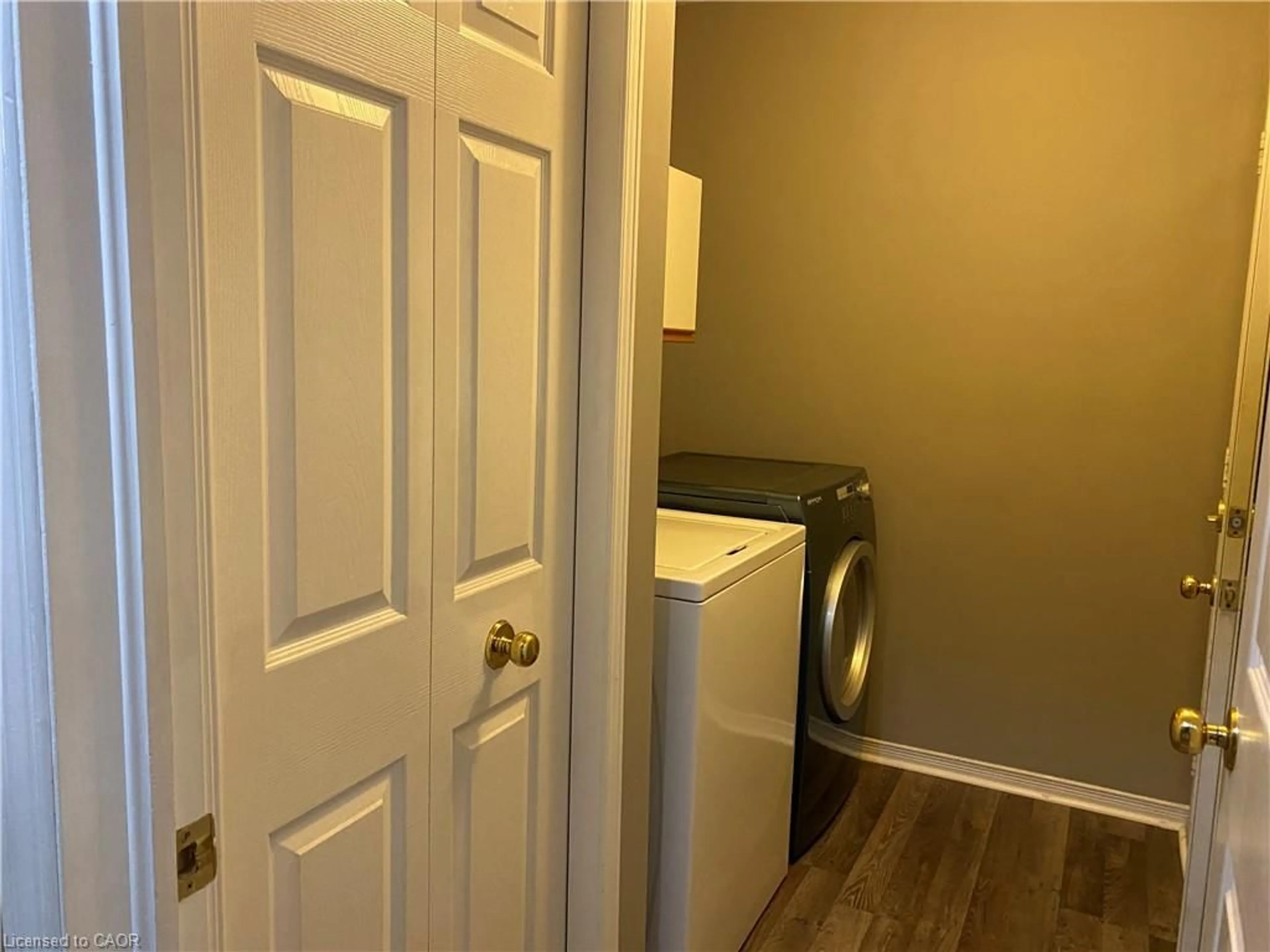 Unknown for 541 Wild Iris Ave, Waterloo Ontario N2V 2W4
