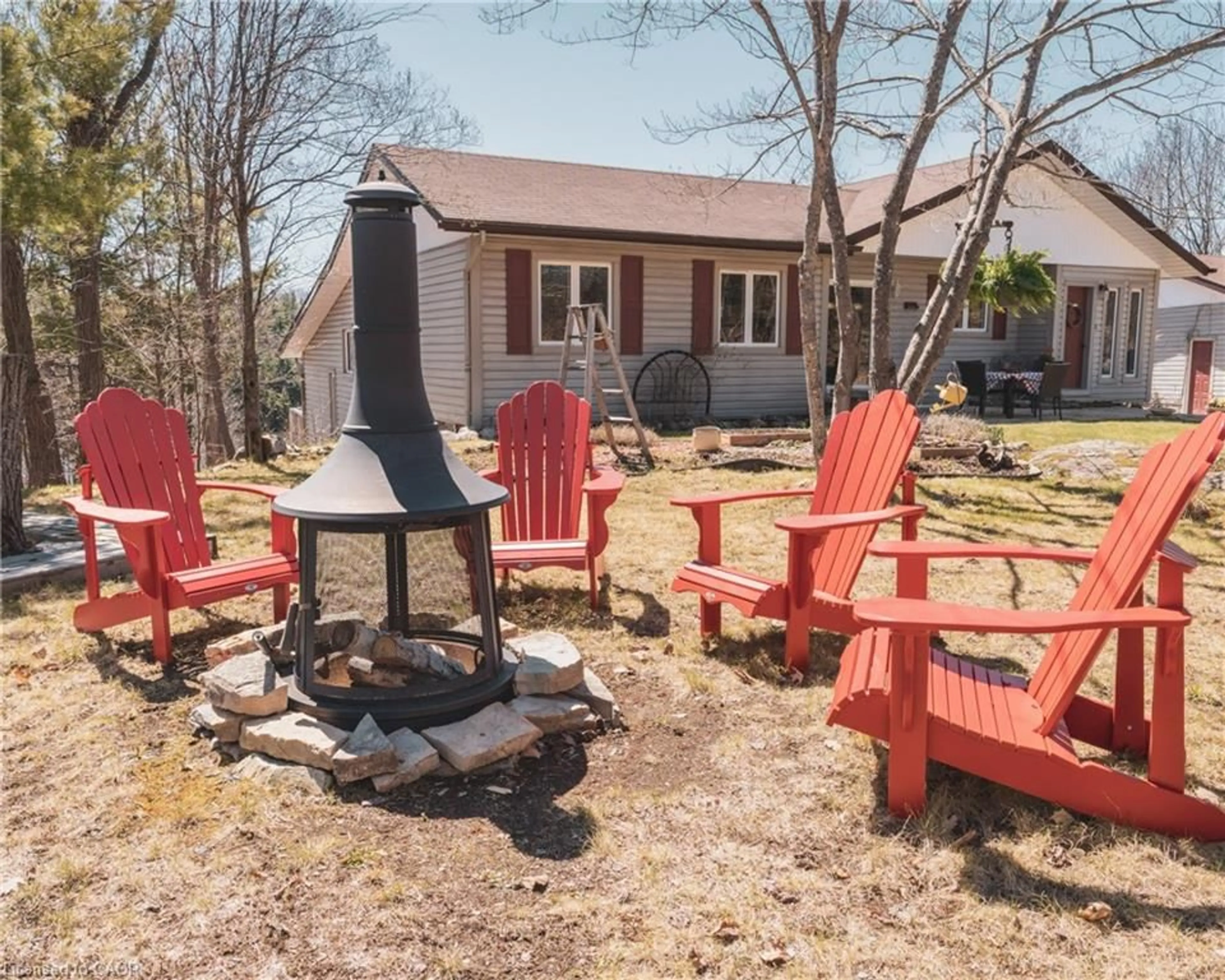 Patio, street for 449 Clear Lake Dr, Espanola Ontario P5E 1N6