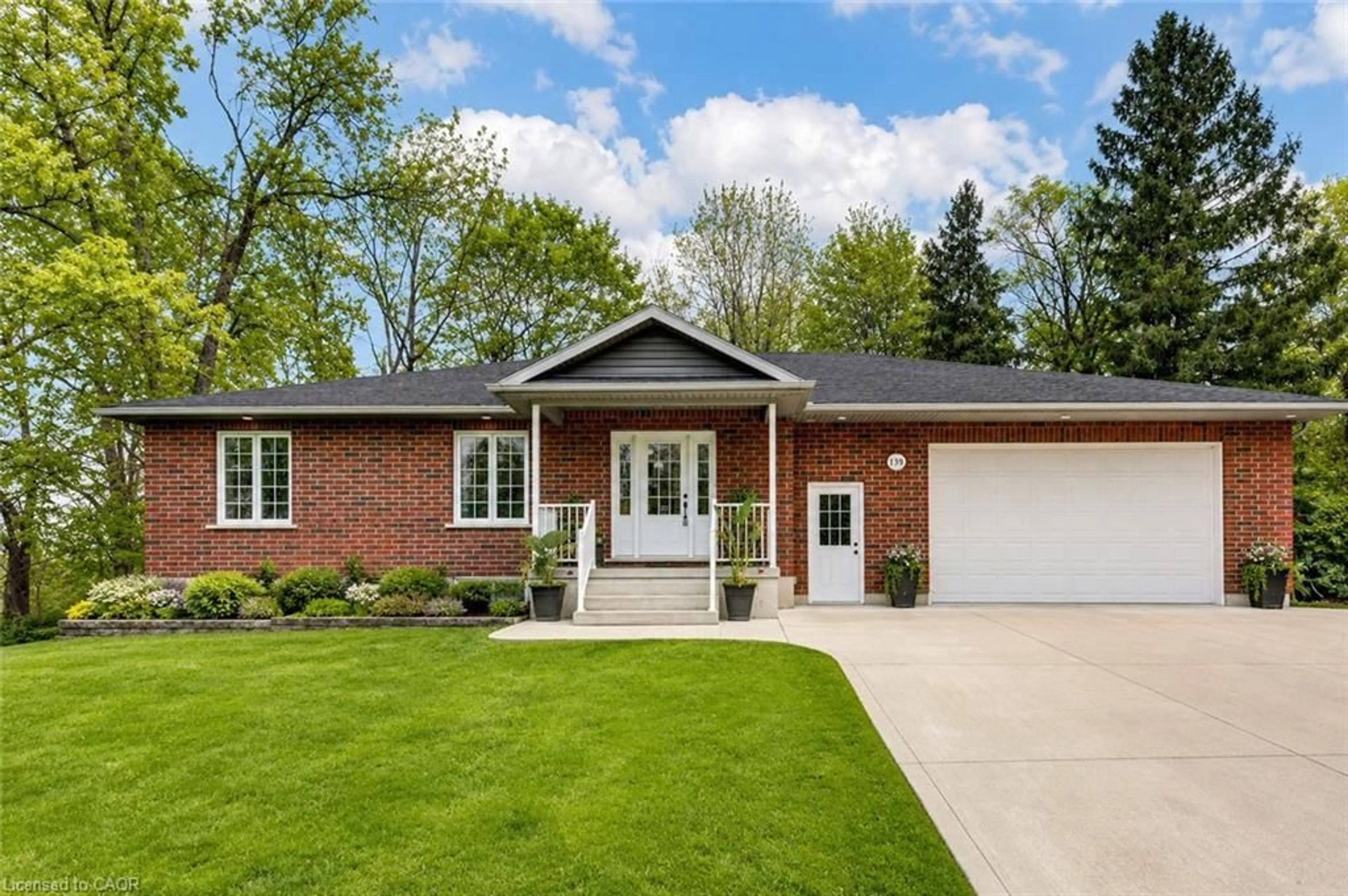 Home with brick exterior material, street for 139 John St, Embro Ontario N0J 1J0