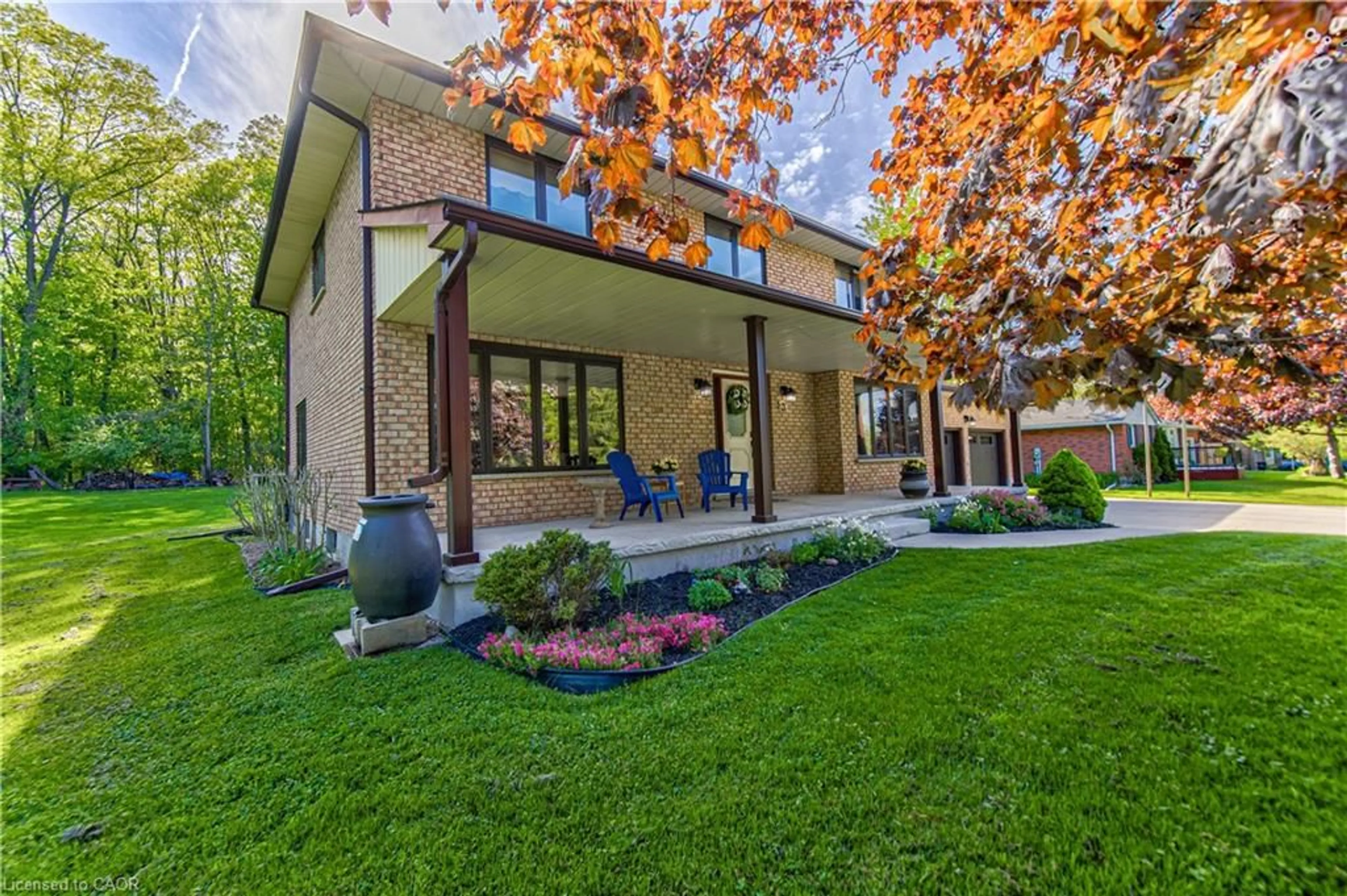 Home with brick exterior material, street for 33 Hughson St, Branchton Ontario N0B 1L0