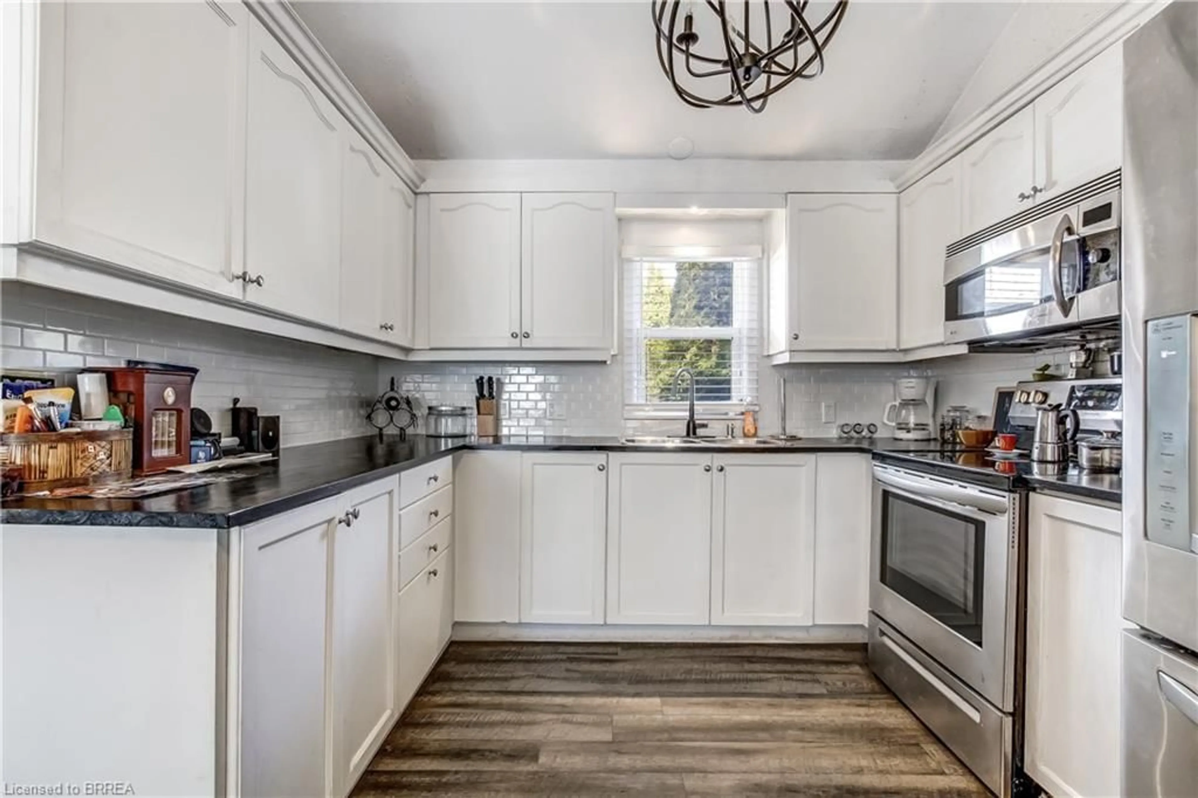 Open concept kitchen, unknown for 4 Tyler St, Turkey Point Ontario N0E 1T0