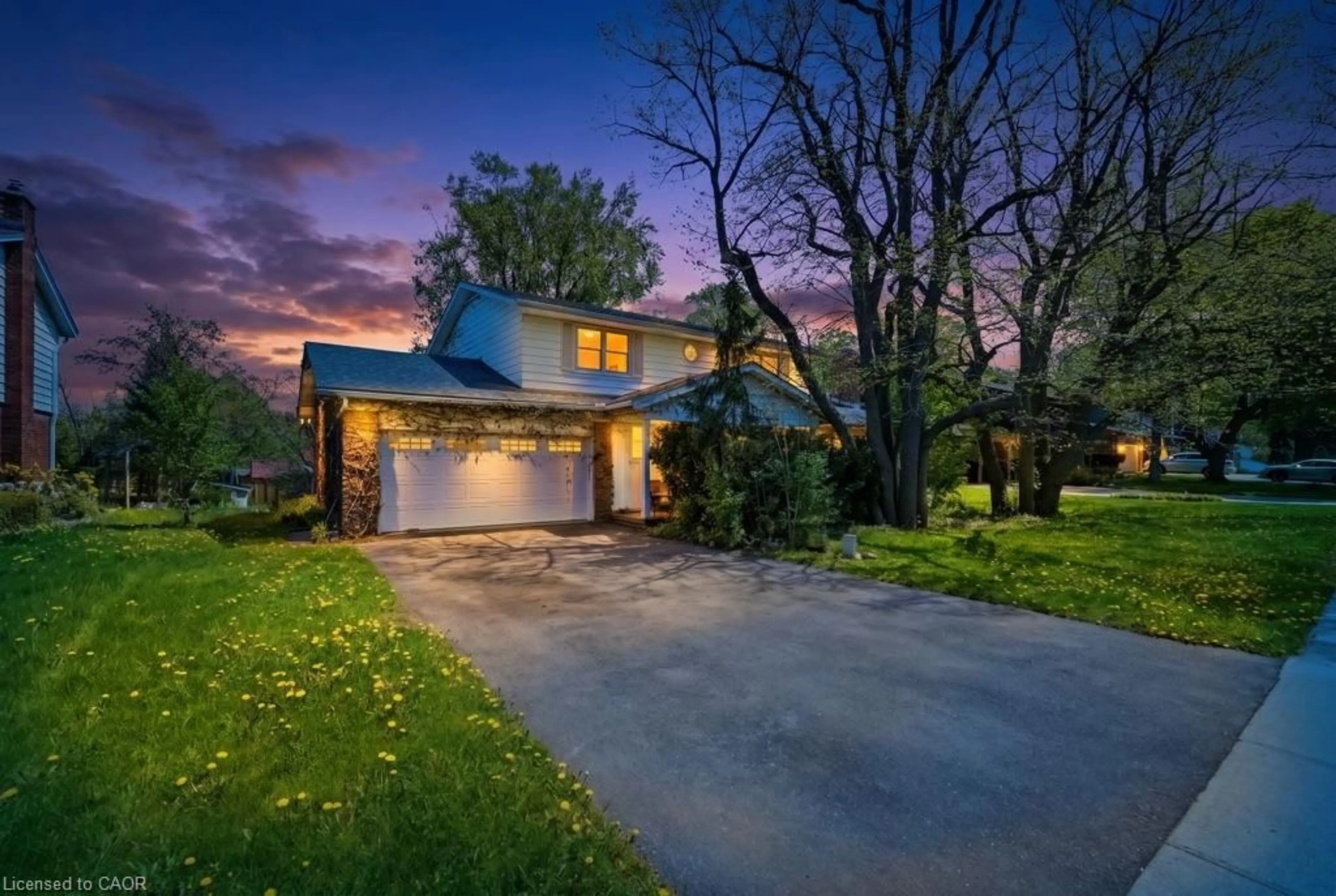 A pic from outside/outdoor area/front of a property/back of a property/a pic from drone, street for 46 Birchcliff Ave, Kitchener Ontario N2M 4V6