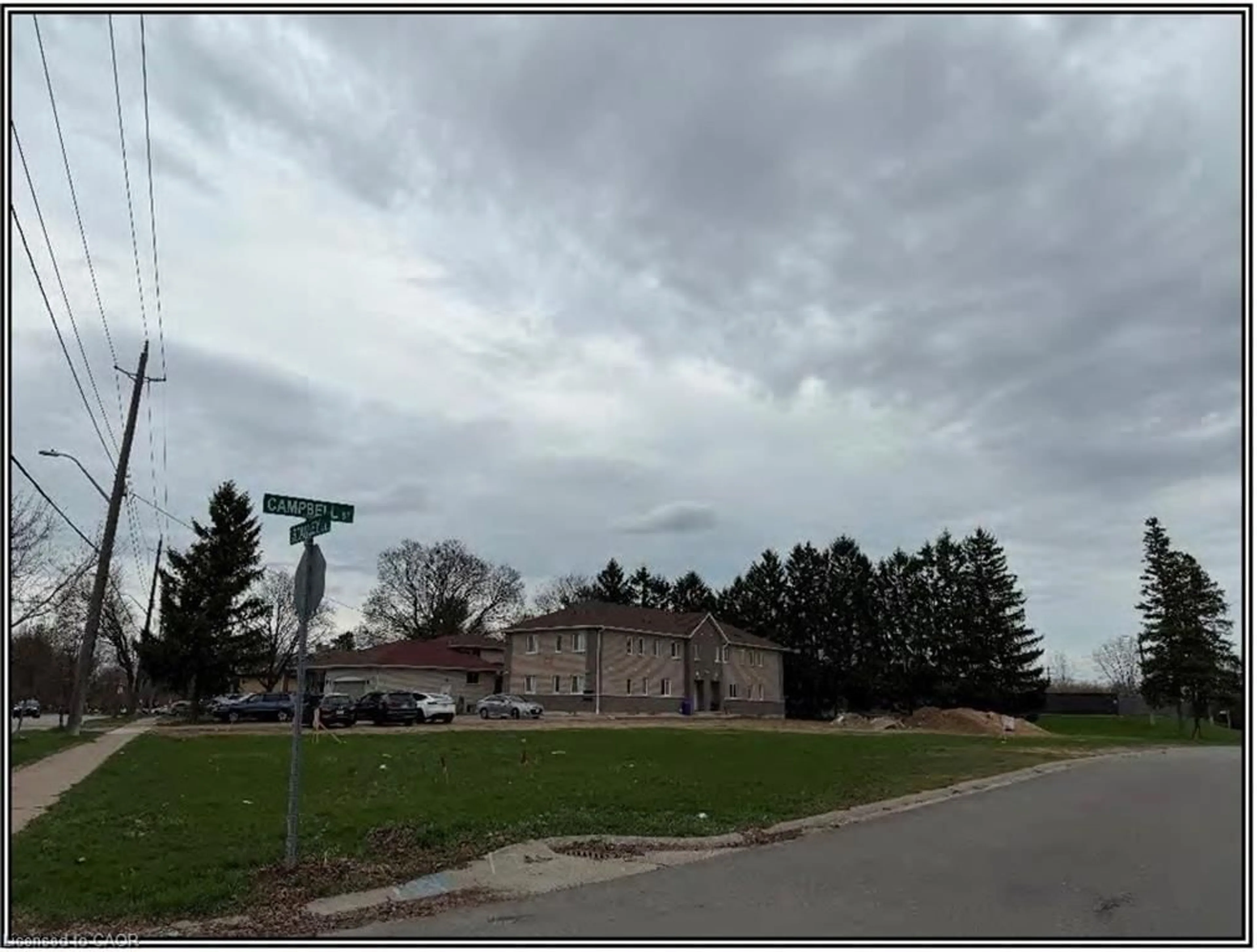 Blurry image for 251 Stanley St, Brantford Ontario N3S 6N5