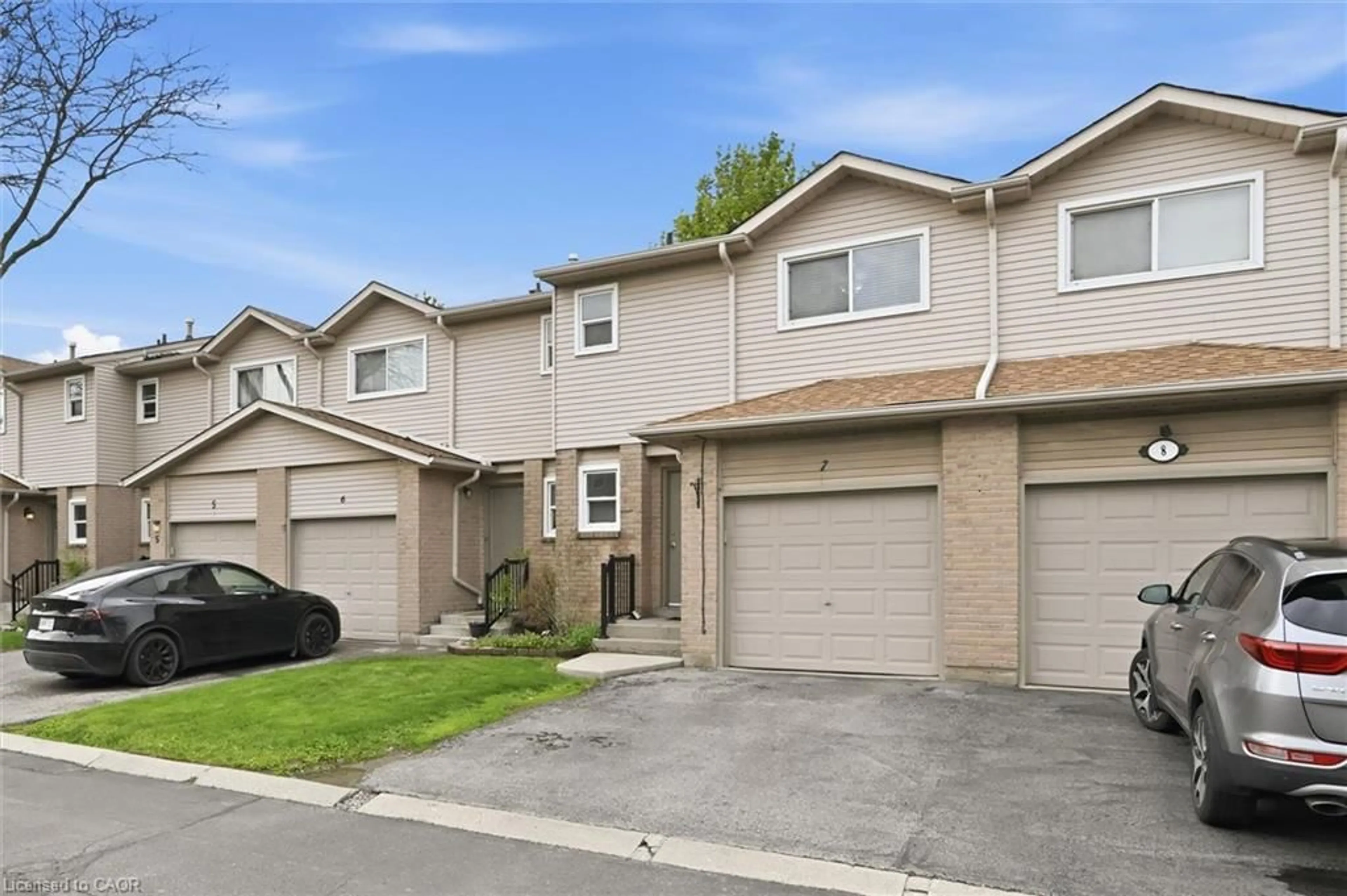 Unknown for 15 Derby St #7, Hamilton Ontario L8W 3T3