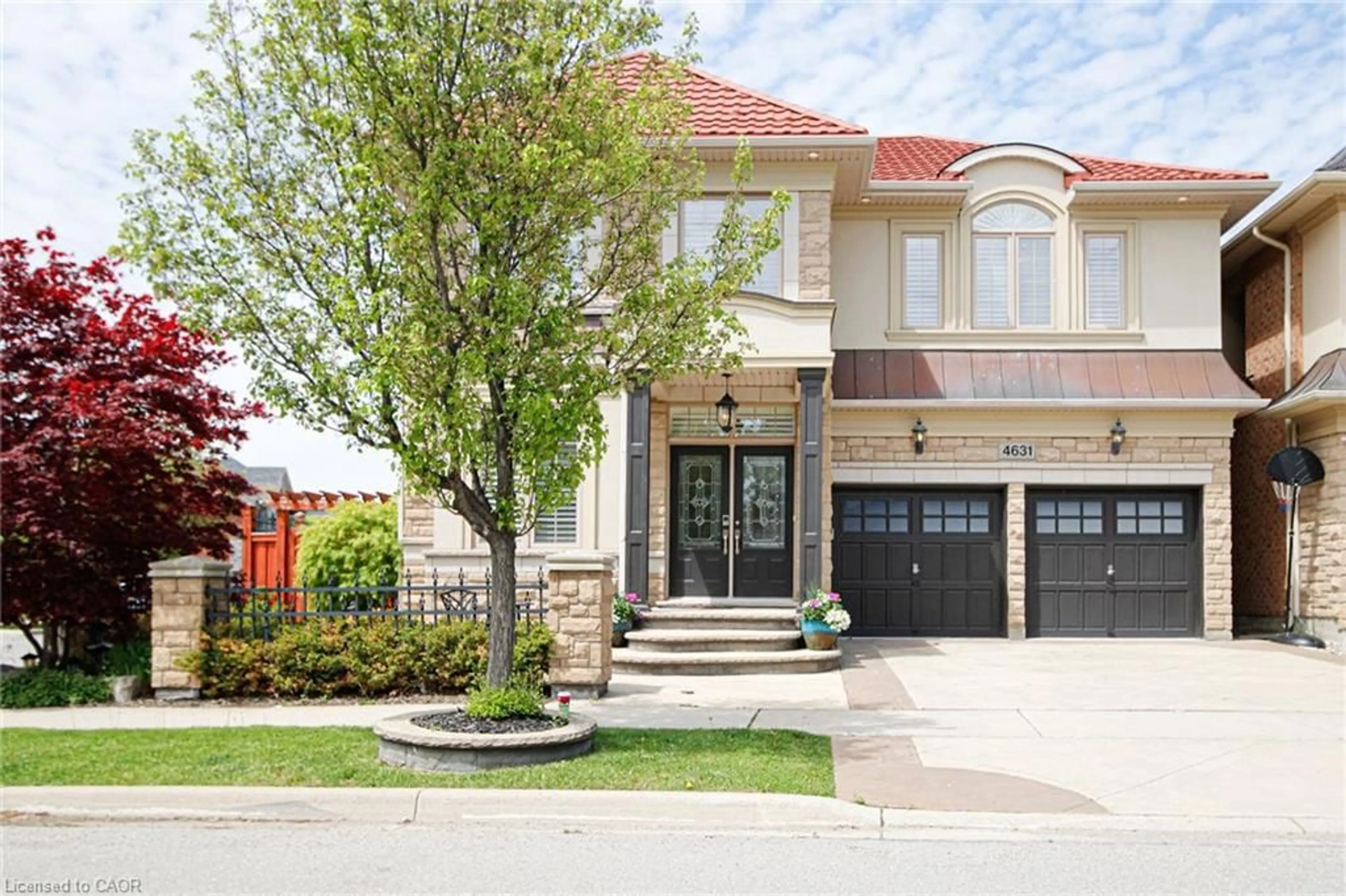 Home with brick exterior material, street for 4631 Erwin Rd, Burlington Ontario L7M 0L6