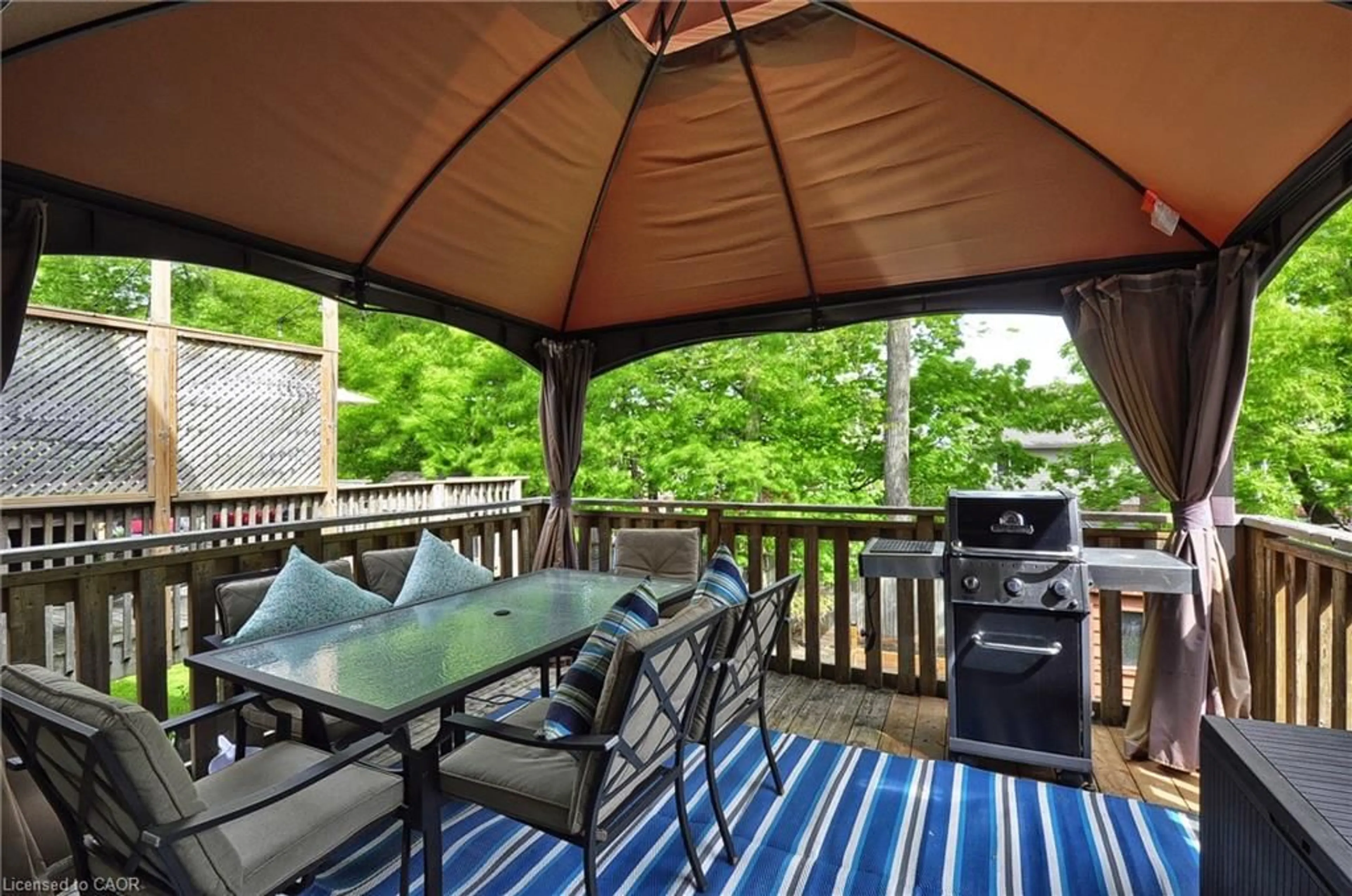 Patio, water/lake/river/ocean view for 12 Karalee Cres, Cambridge Ontario N3C 4H2