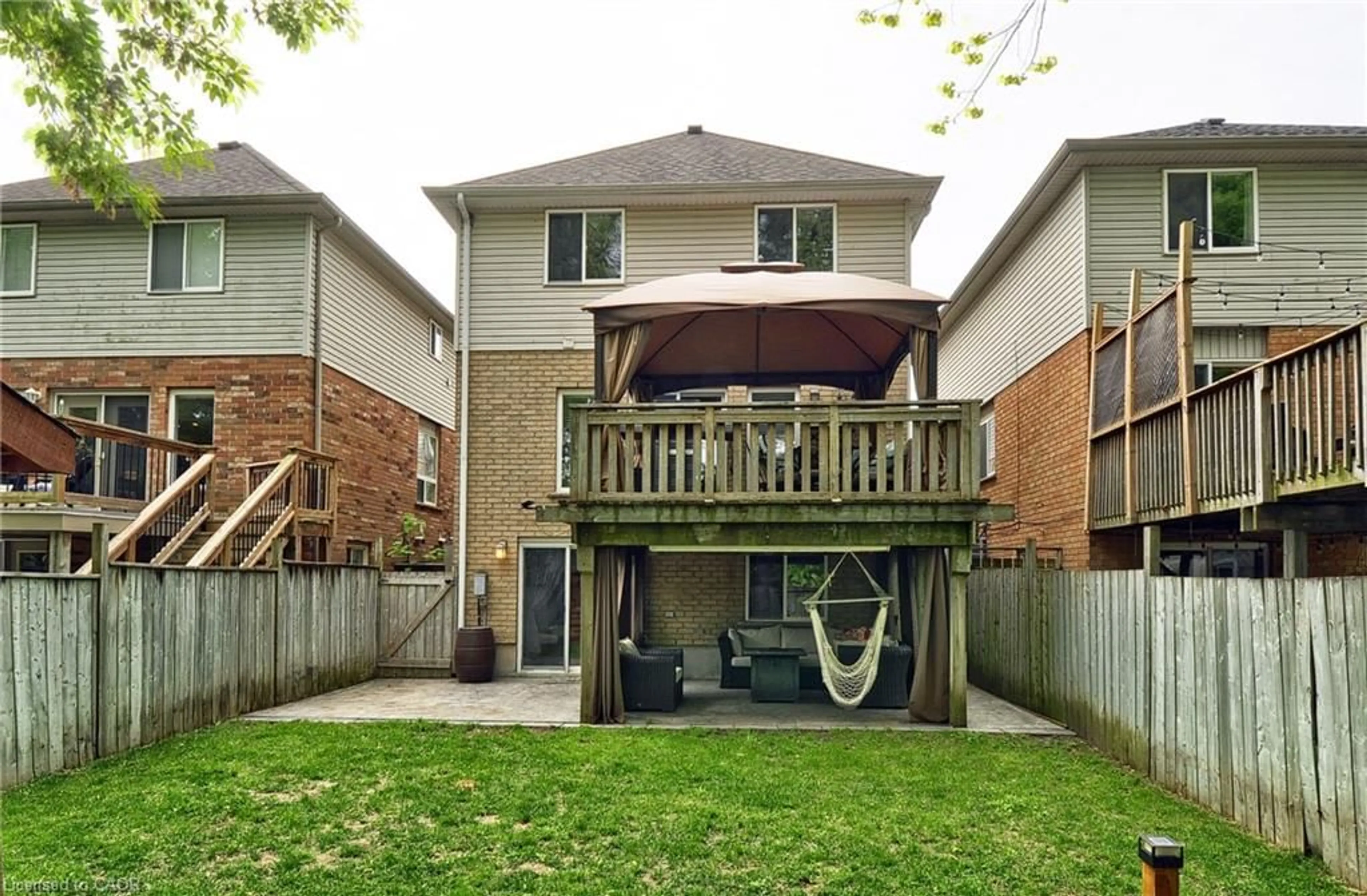 Patio, street for 12 Karalee Cres, Cambridge Ontario N3C 4H2