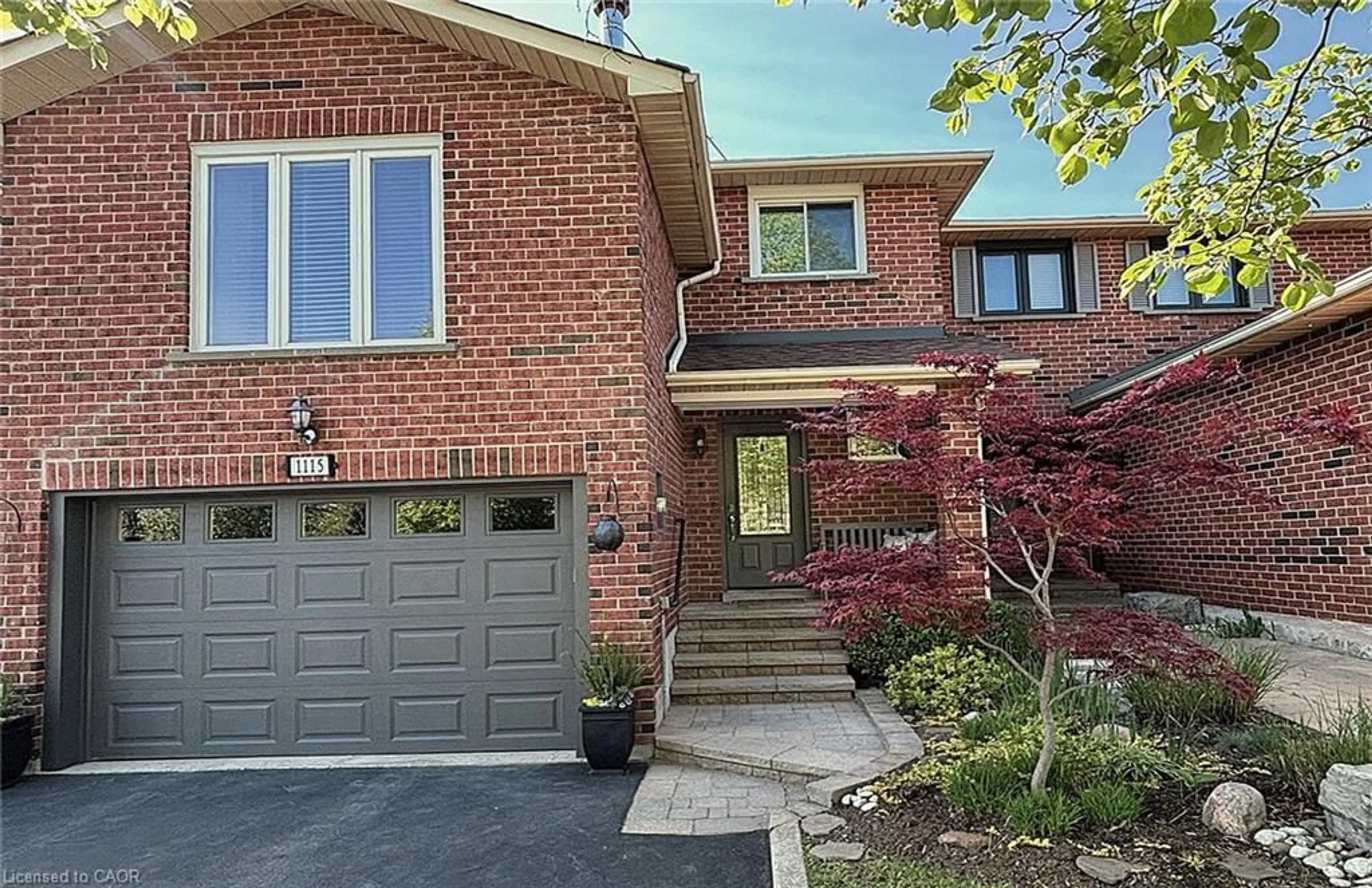 Home with brick exterior material, street for 1115 Avondale Dr, Oakville Ontario L6H 5K9