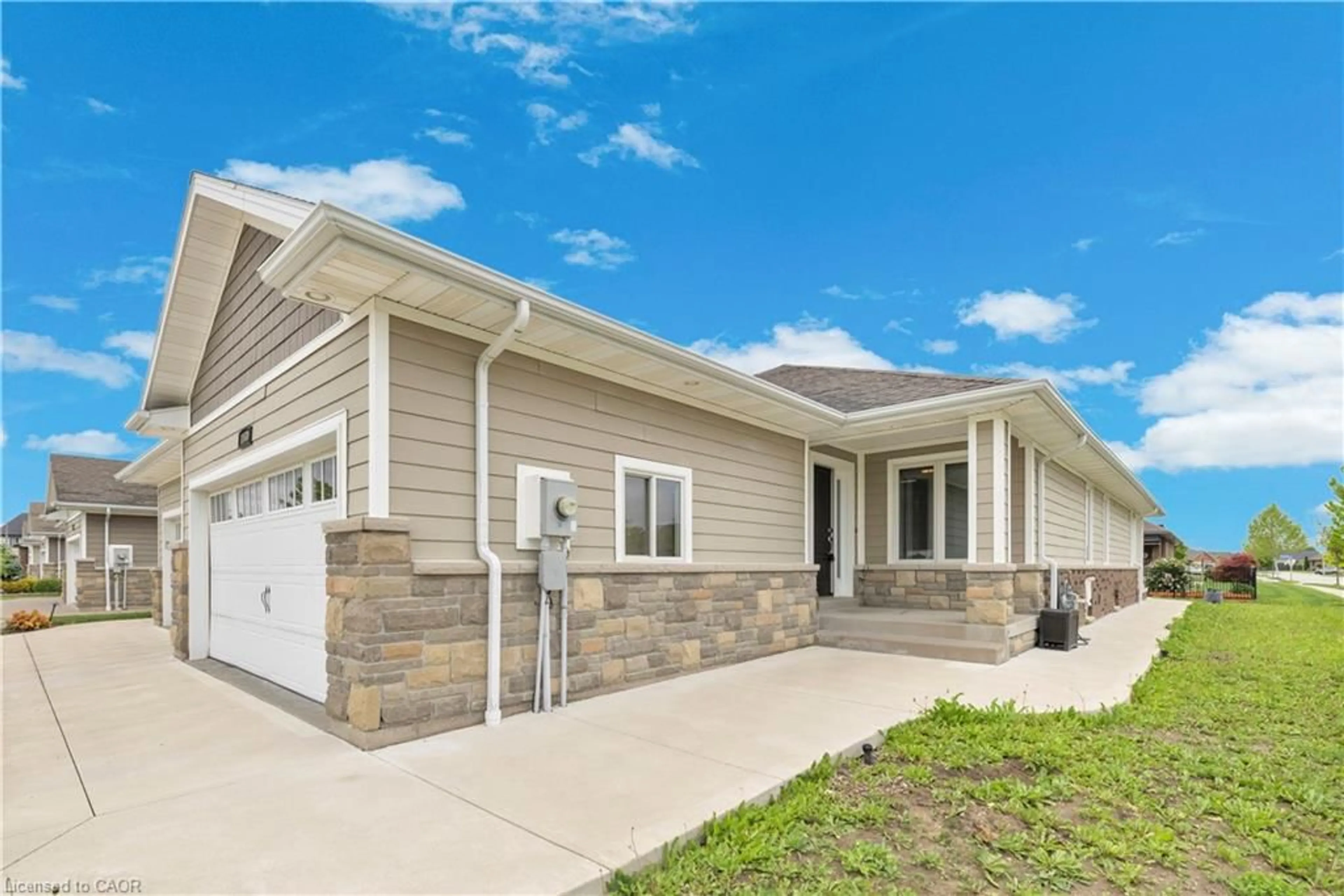 Home with vinyl exterior material, street for 1160 Alliance St, Essex Ontario N9H 0C3