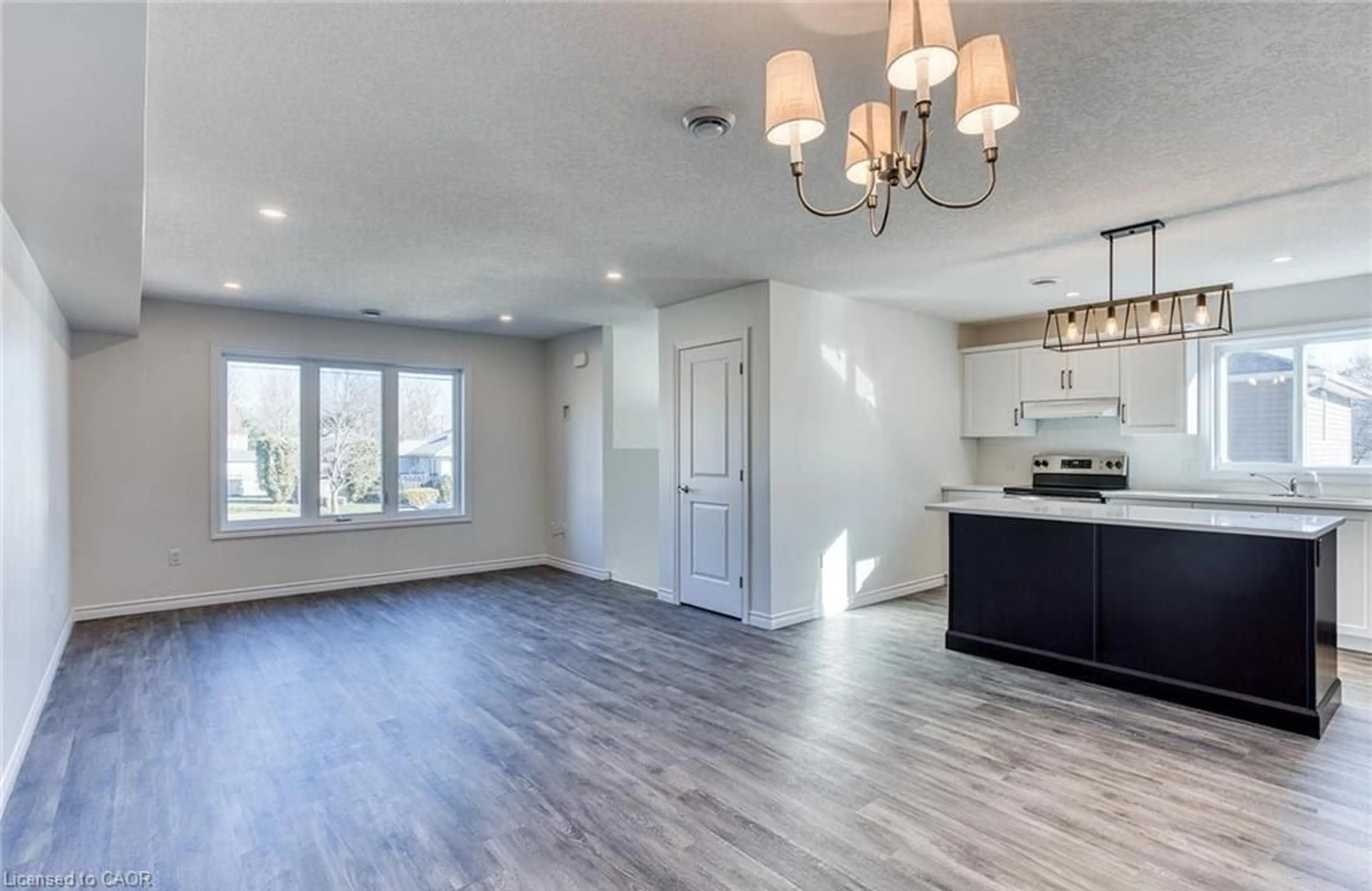 Open concept kitchen, unknown for 320 Nelson St, Palmerston Ontario N0G 2P0