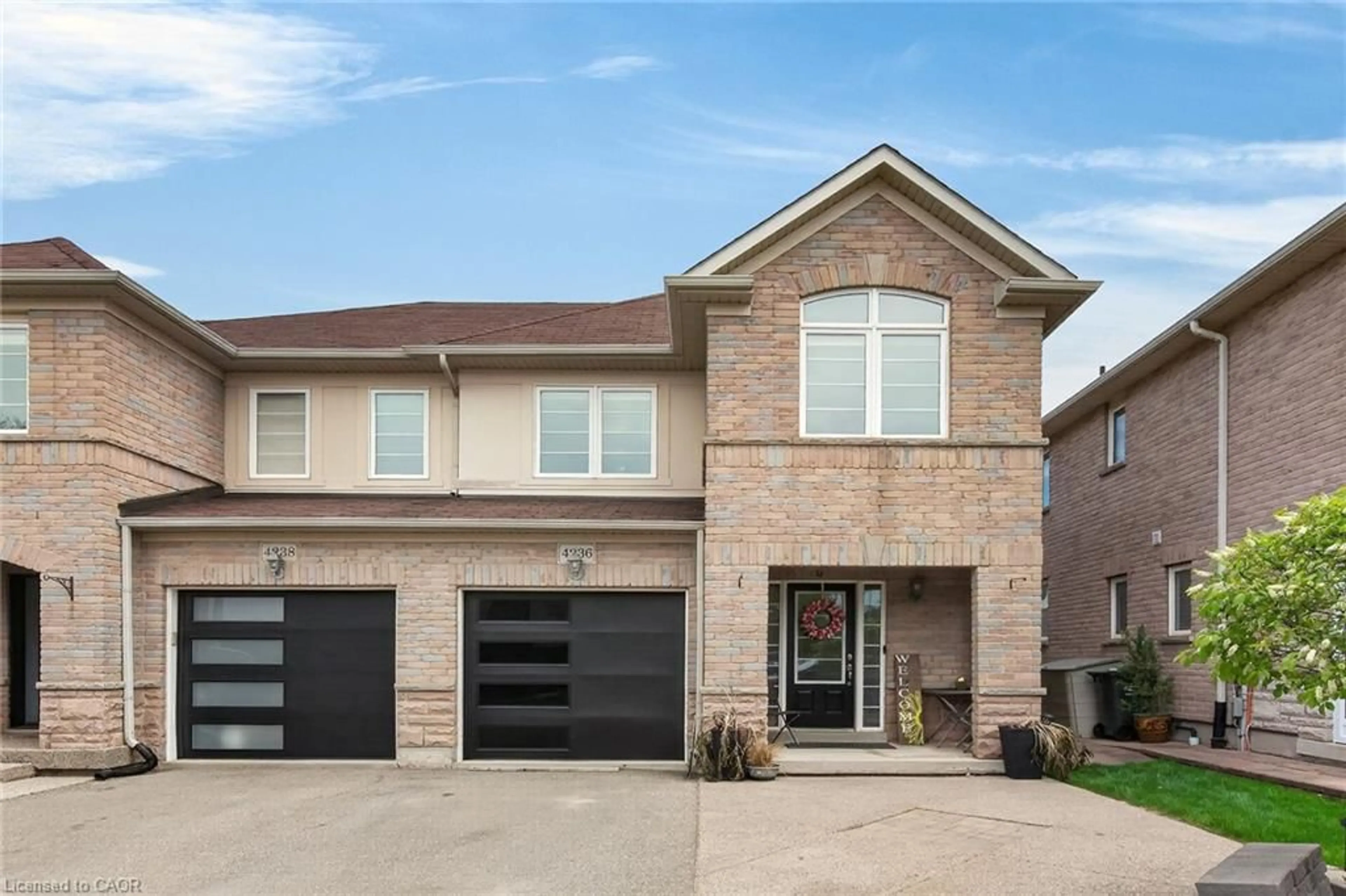 Home with brick exterior material, street for 4236 Prudham Ave, Burlington Ontario L7M 0N3