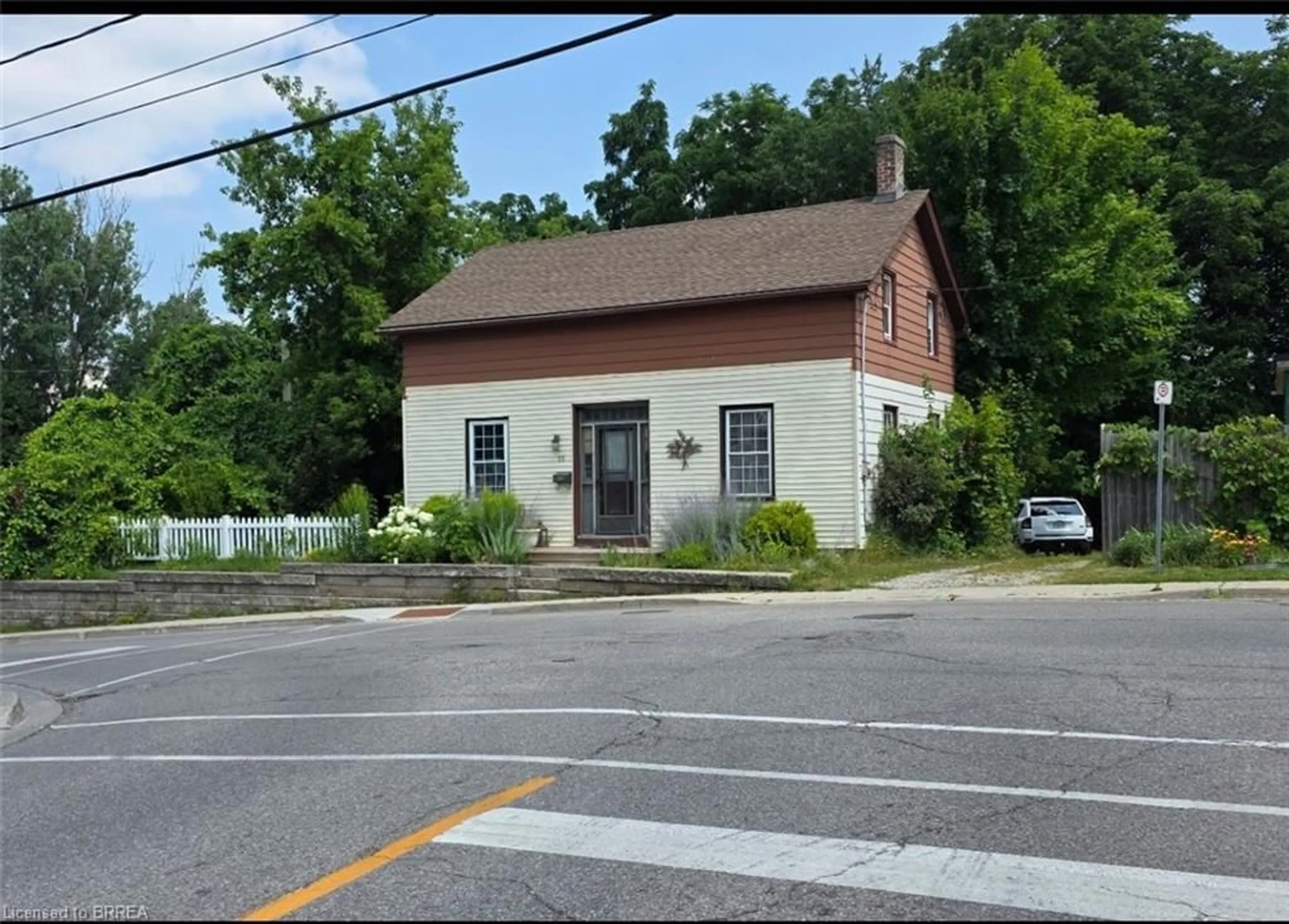 Unknown for 55 Adam St, Cambridge Ontario N3C 2K4